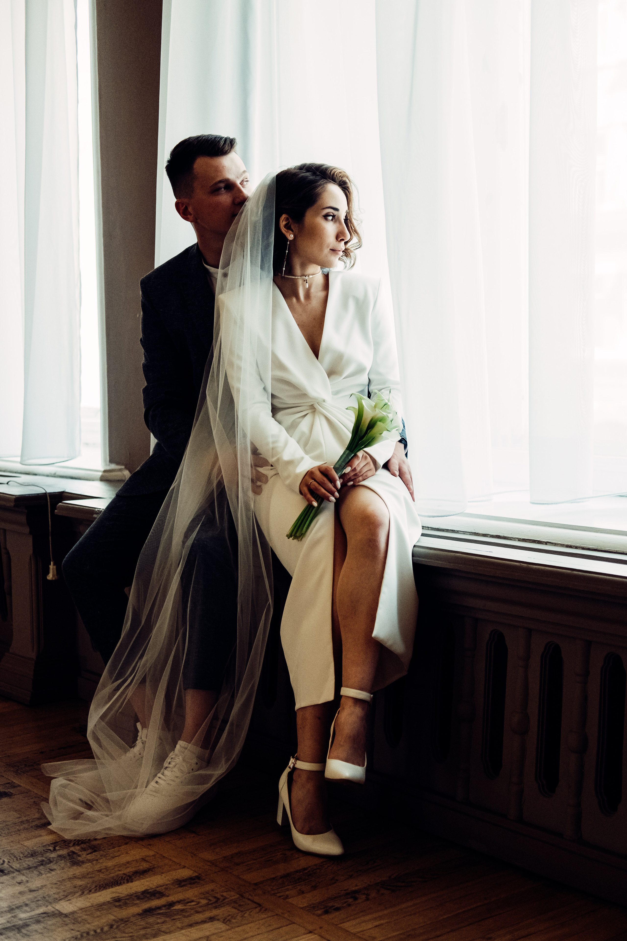 С любовью к искусству, свадьба в художественной галерее. Фотограф в Иркутске Анна Мирошникова