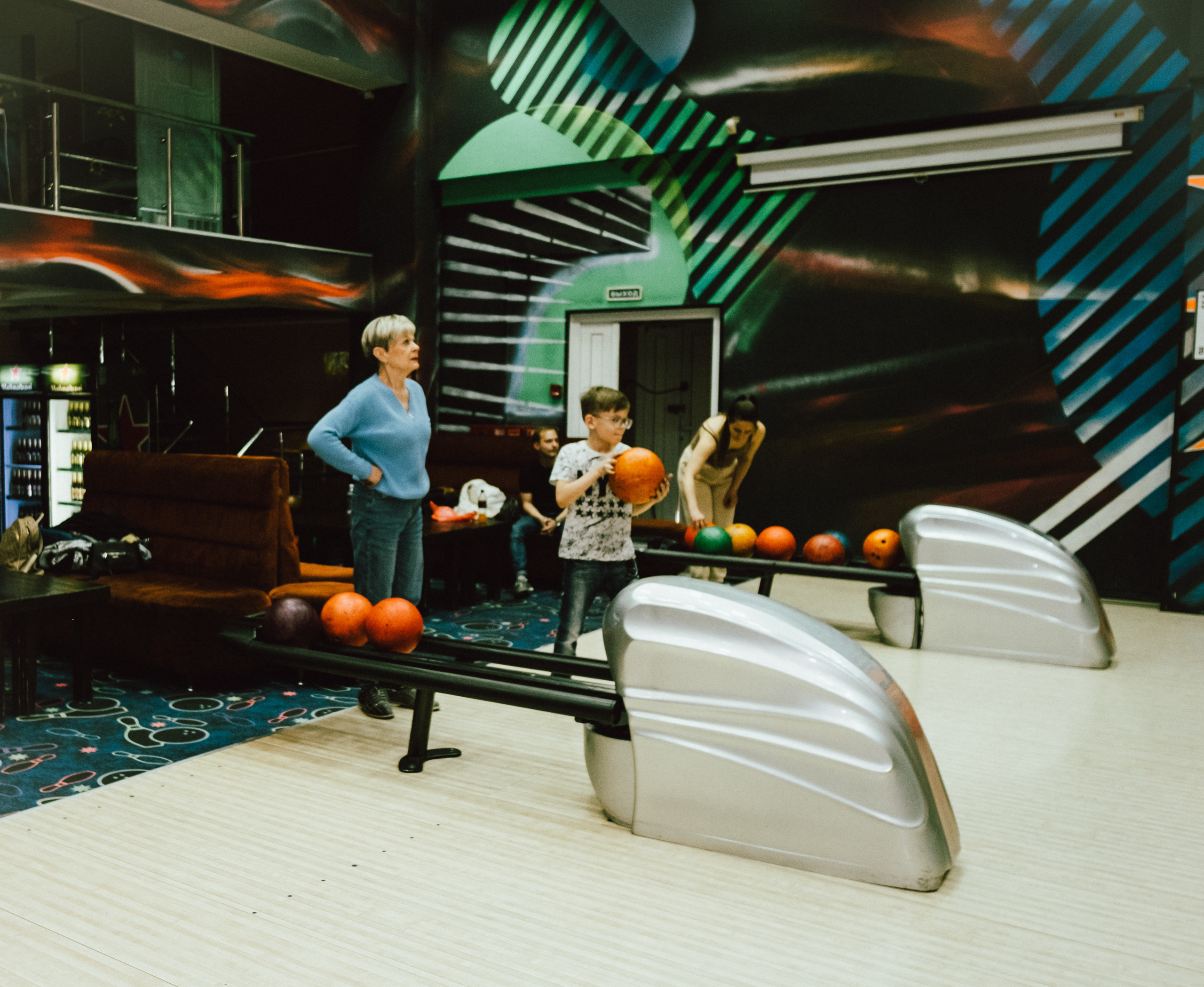 Выпускной в боулинге. Фотограф в Иркутске Анна Мирошникова