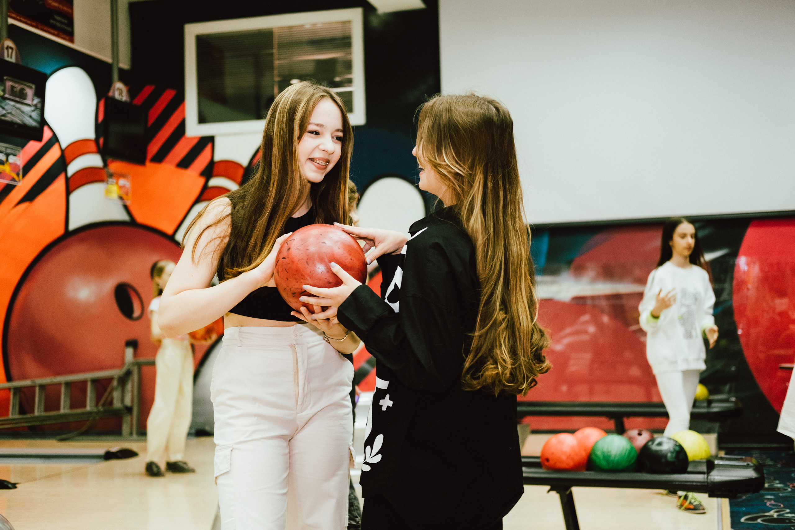 Выпускной в боулинге. Фотограф в Иркутске Анна Мирошникова