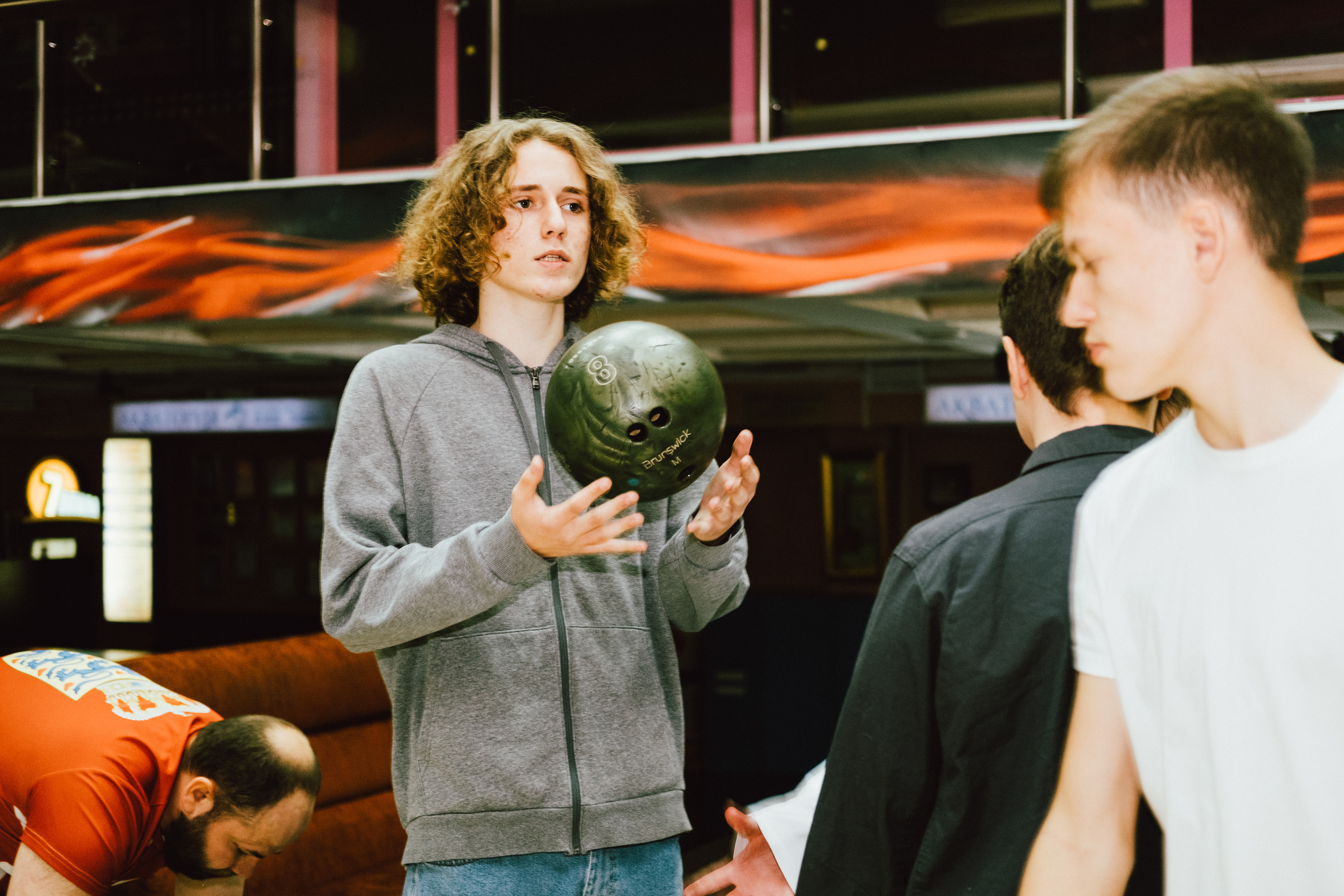 Выпускной в боулинге. Фотограф в Иркутске Анна Мирошникова