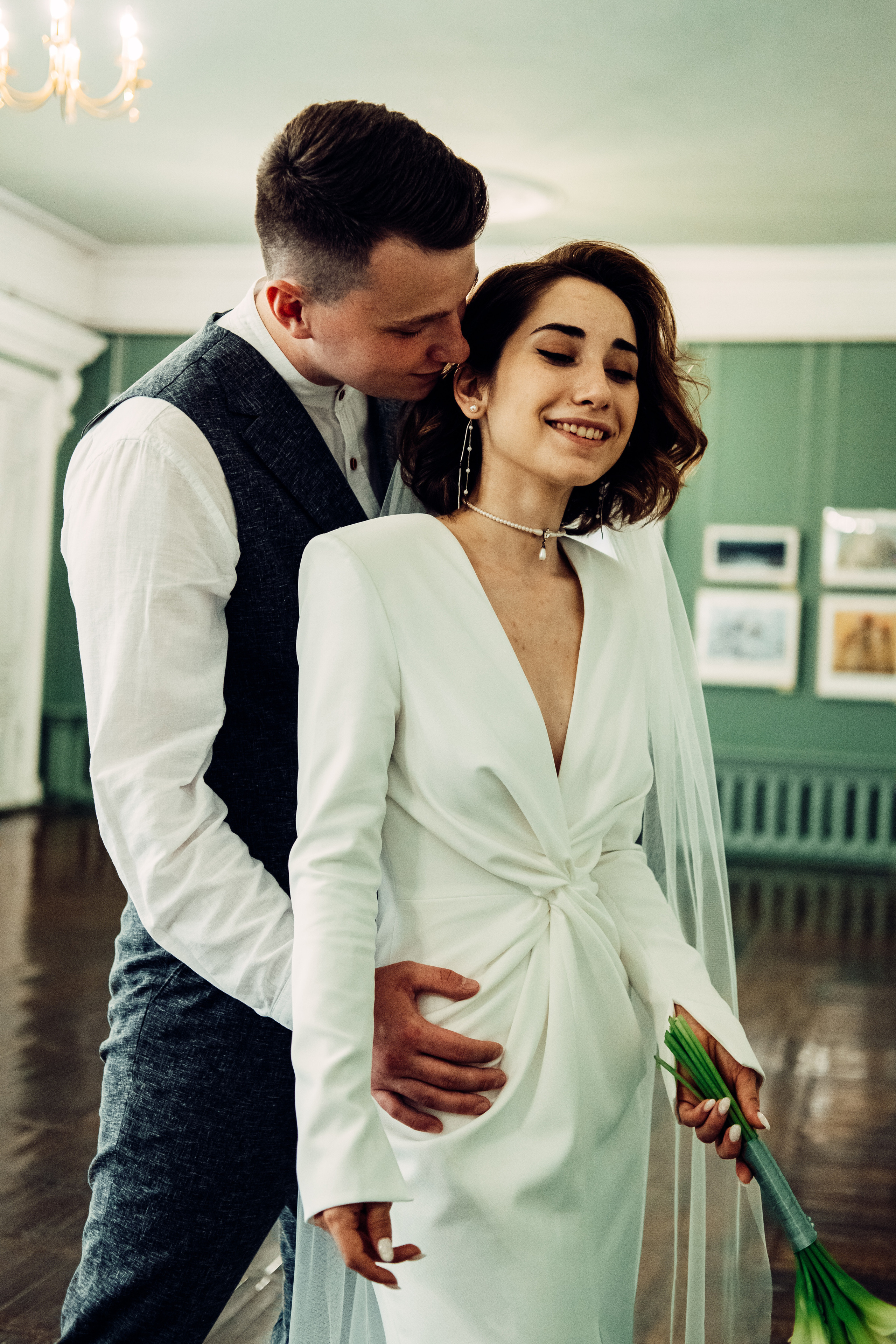 С любовью к искусству, свадьба в художественной галерее. Фотограф в Иркутске Анна Мирошникова