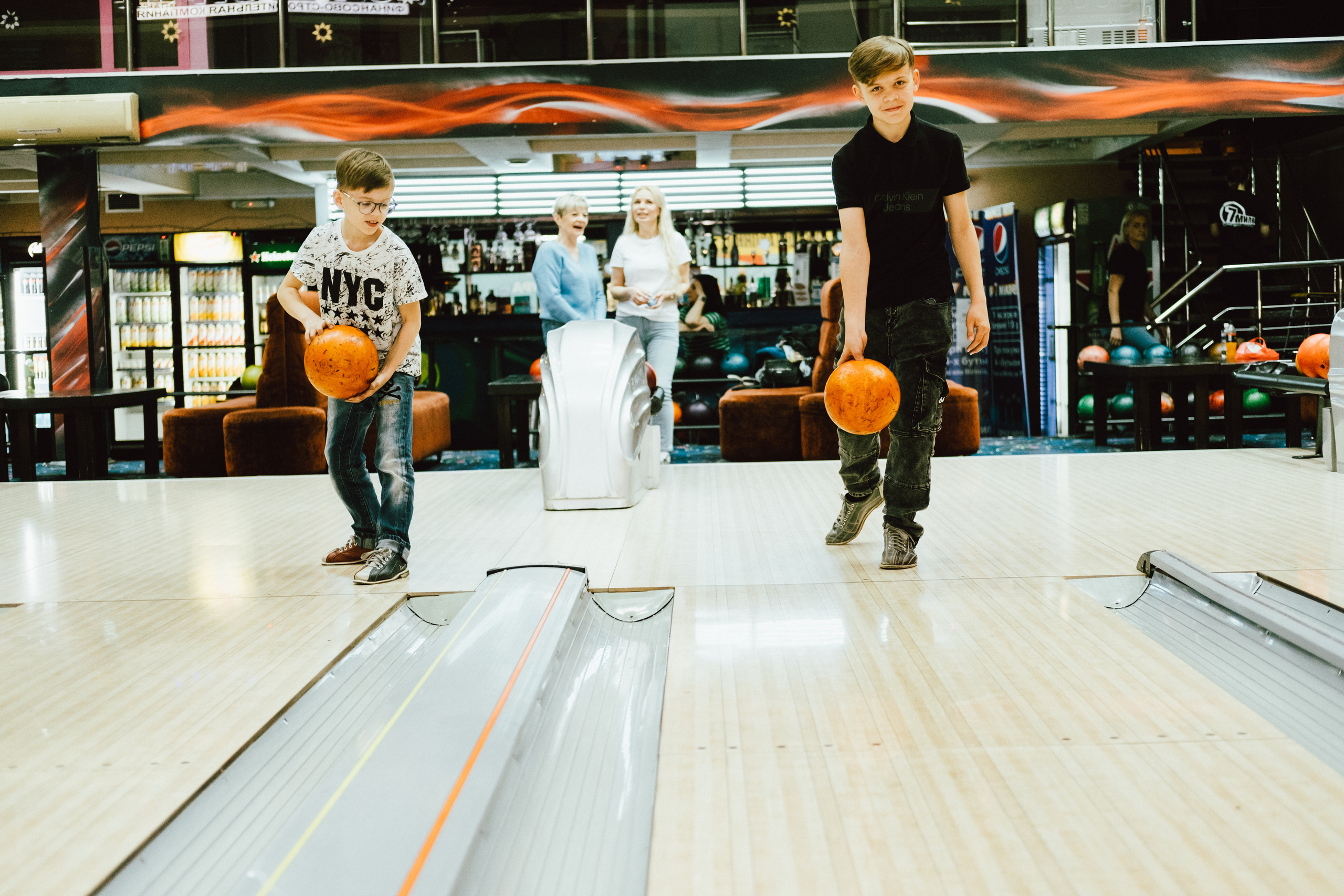Выпускной в боулинге. Фотограф в Иркутске Анна Мирошникова