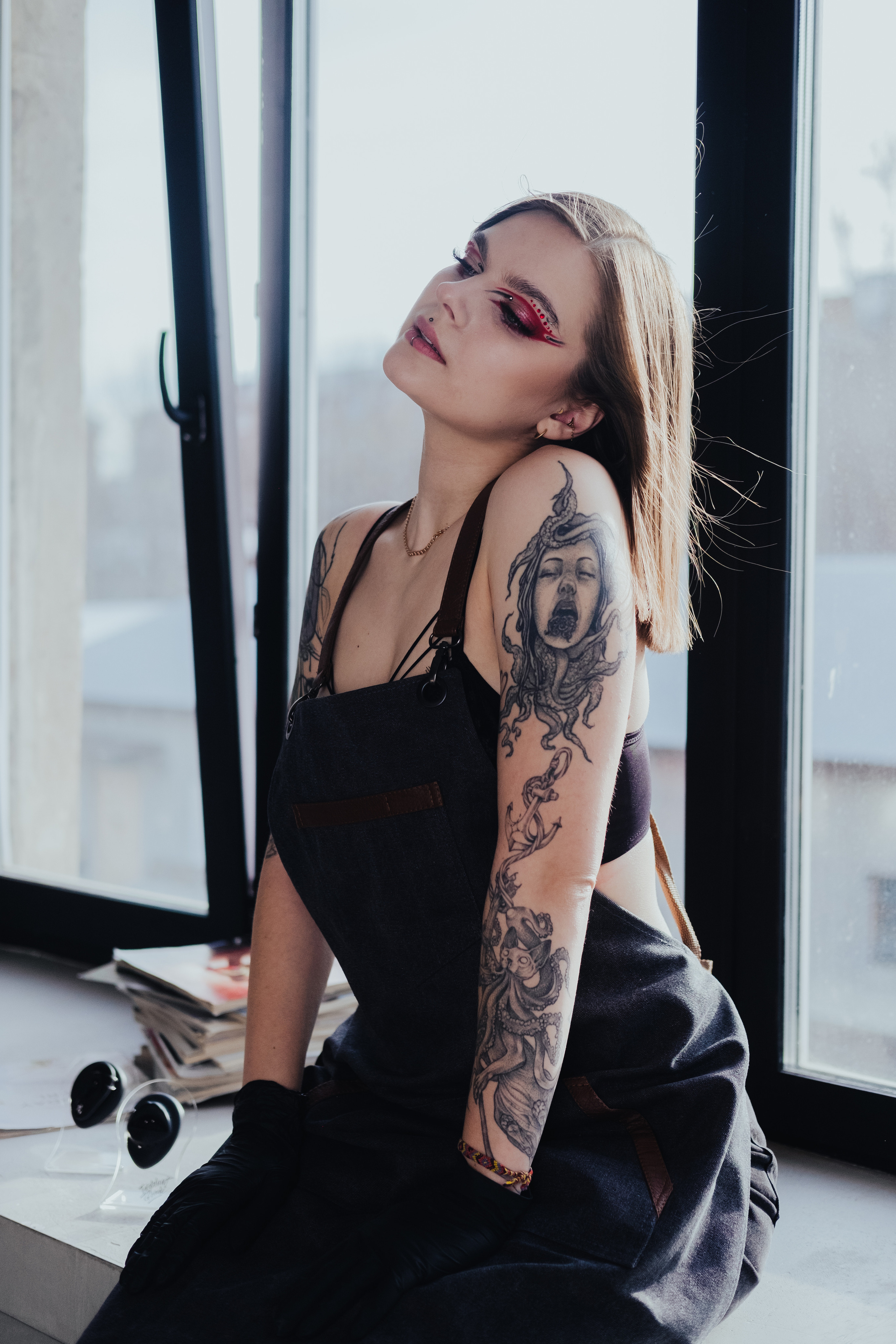 Контент съёмка для Анны пирсинг мастер. Фотограф в Иркутске Анна Мирошникова