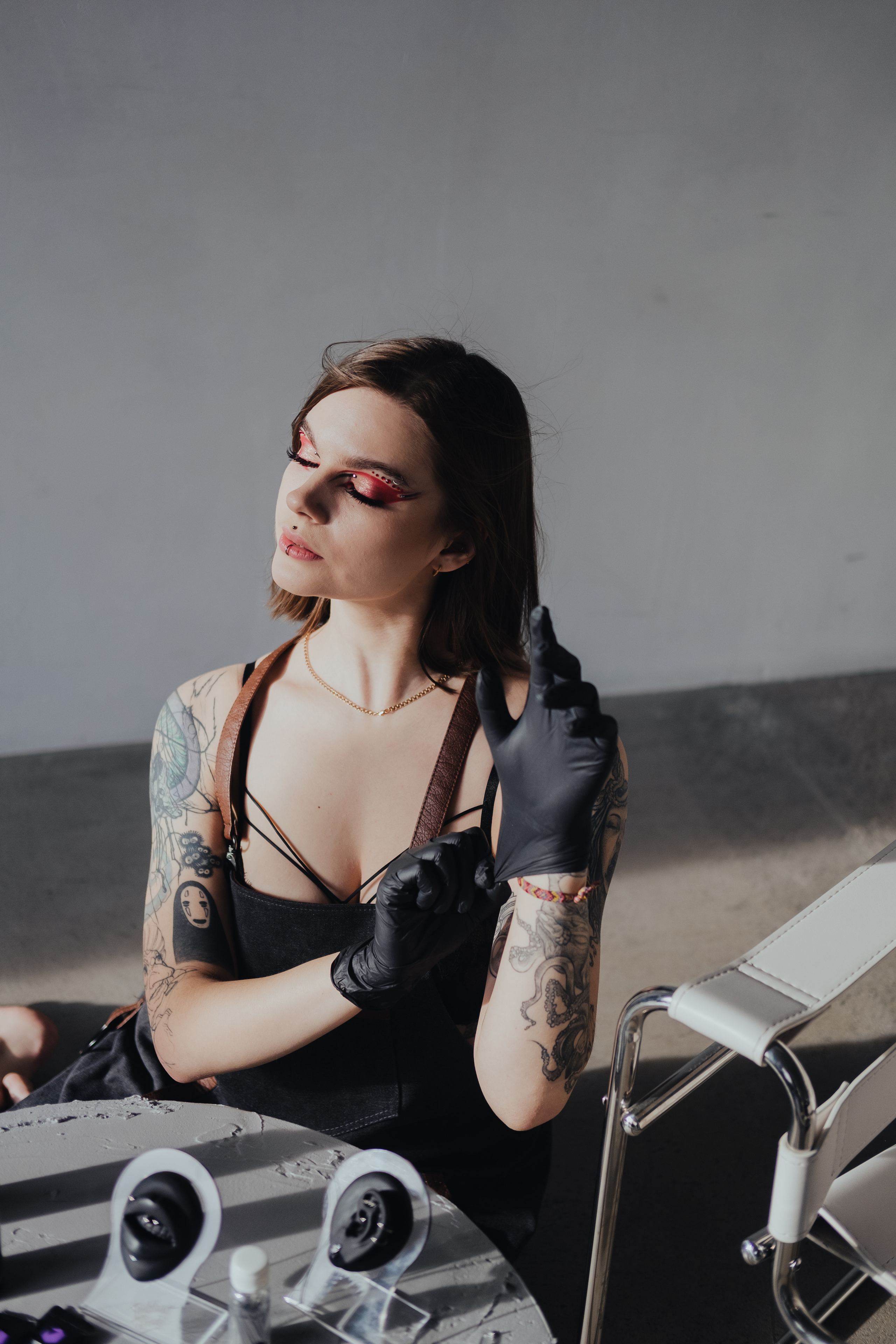 Контент съёмка для Анны пирсинг мастер. Фотограф в Иркутске Анна Мирошникова