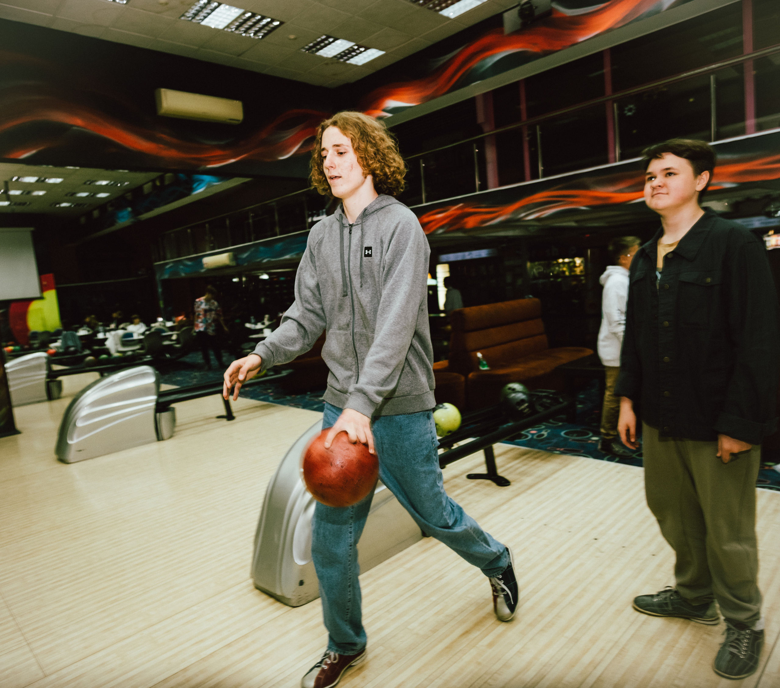 Выпускной в боулинге. Фотограф в Иркутске Анна Мирошникова