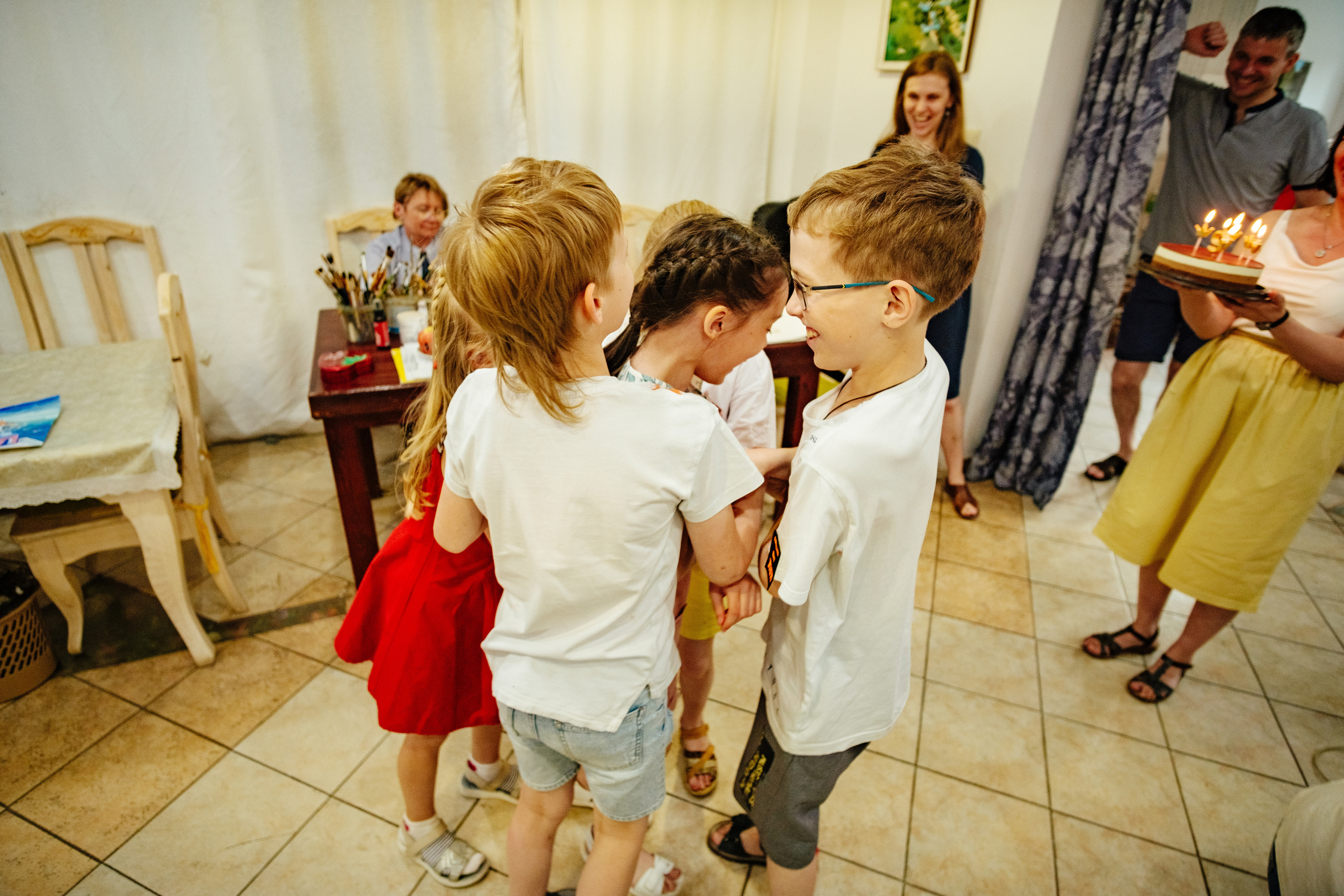 День рождения в художественной галерее. Фотограф в Иркутске Анна Мирошникова