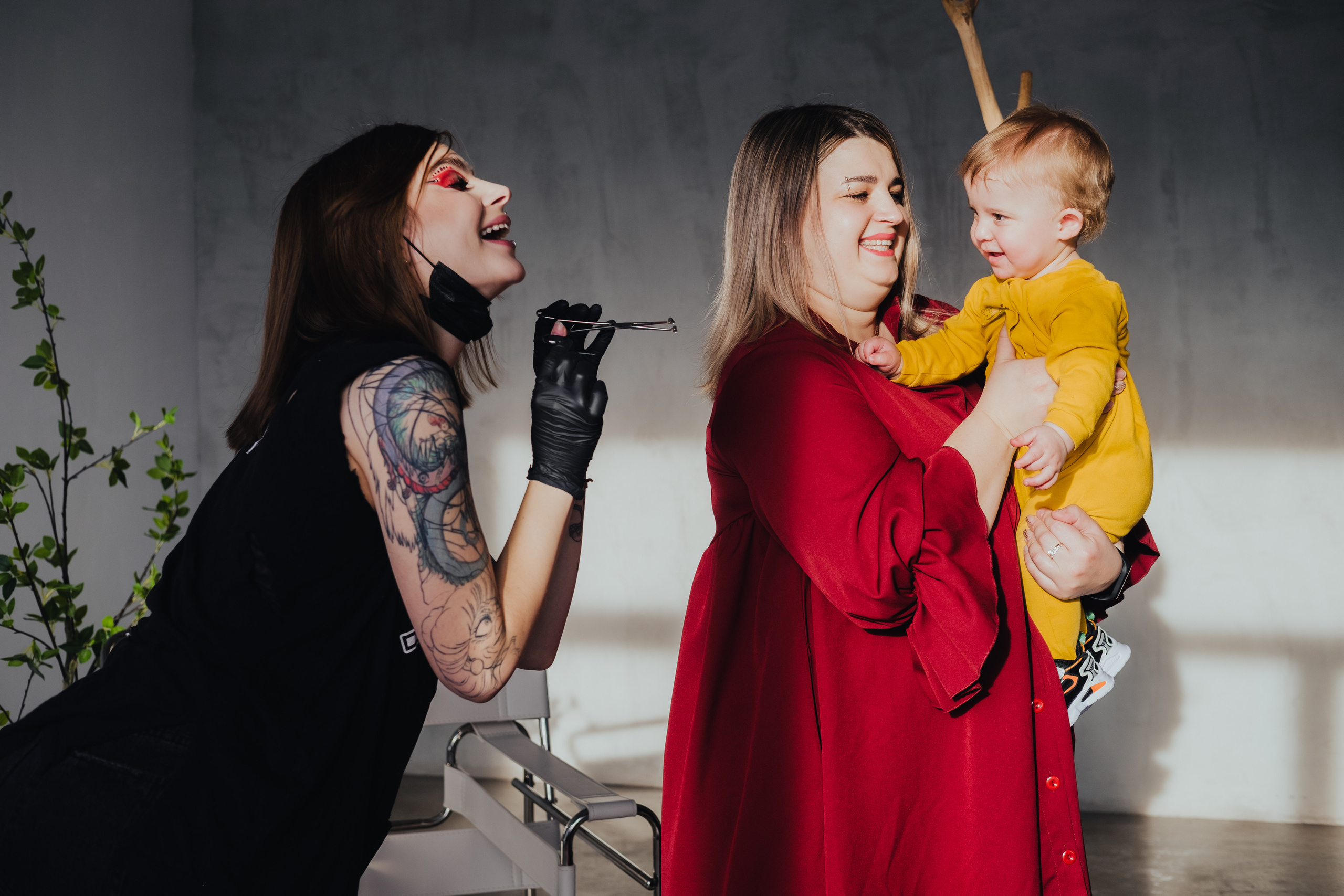 Контент съёмка для Анны пирсинг мастер. Фотограф в Иркутске Анна Мирошникова