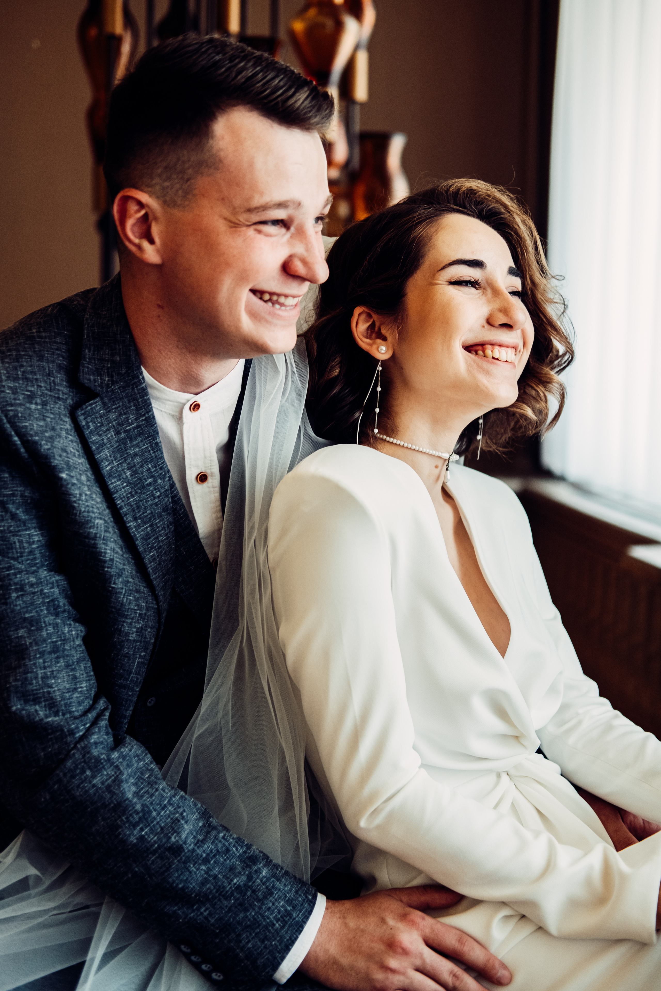 С любовью к искусству, свадьба в художественной галерее. Фотограф в Иркутске Анна Мирошникова