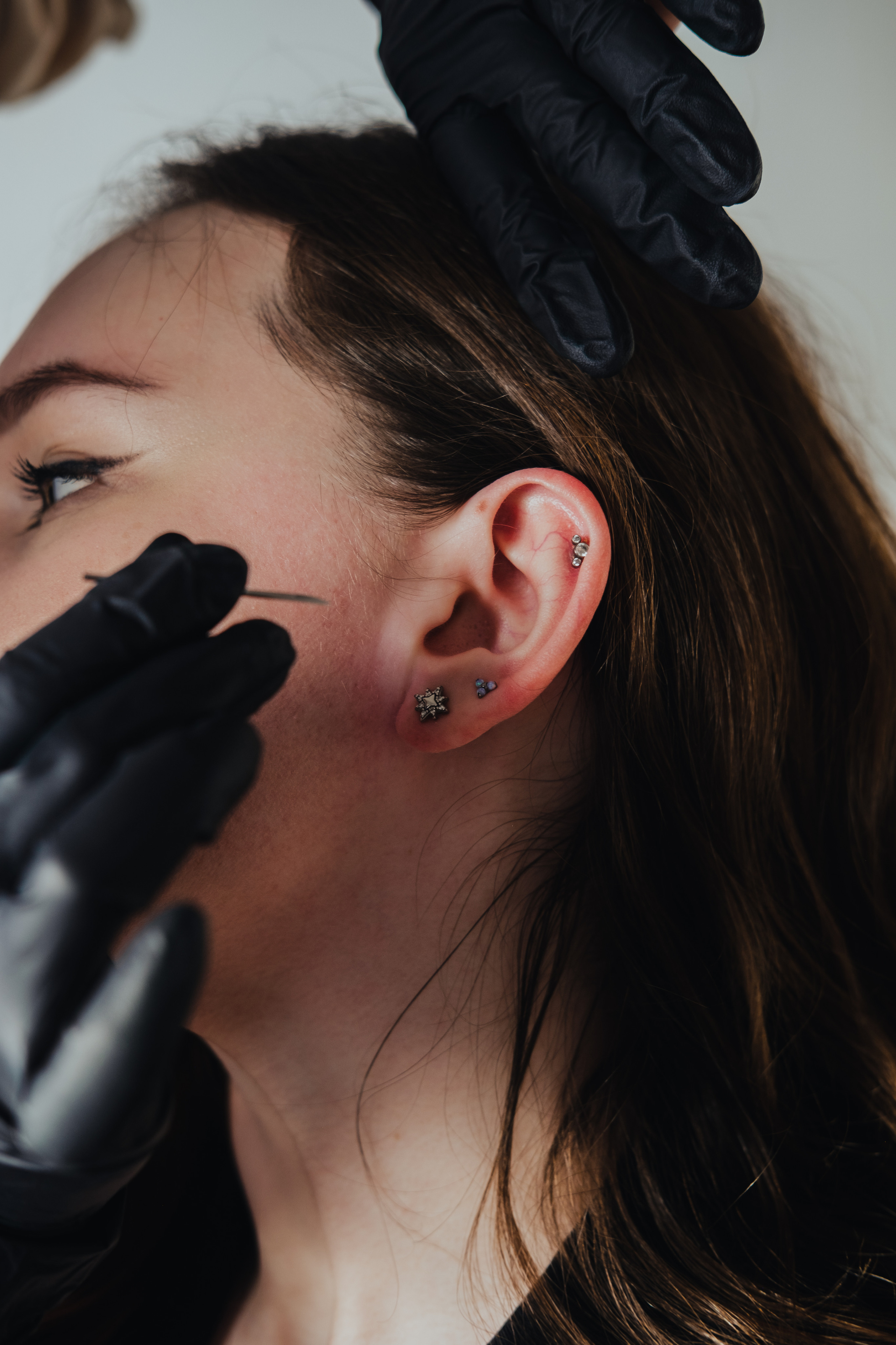 Контент съёмка для Анны пирсинг мастер. Фотограф в Иркутске Анна Мирошникова