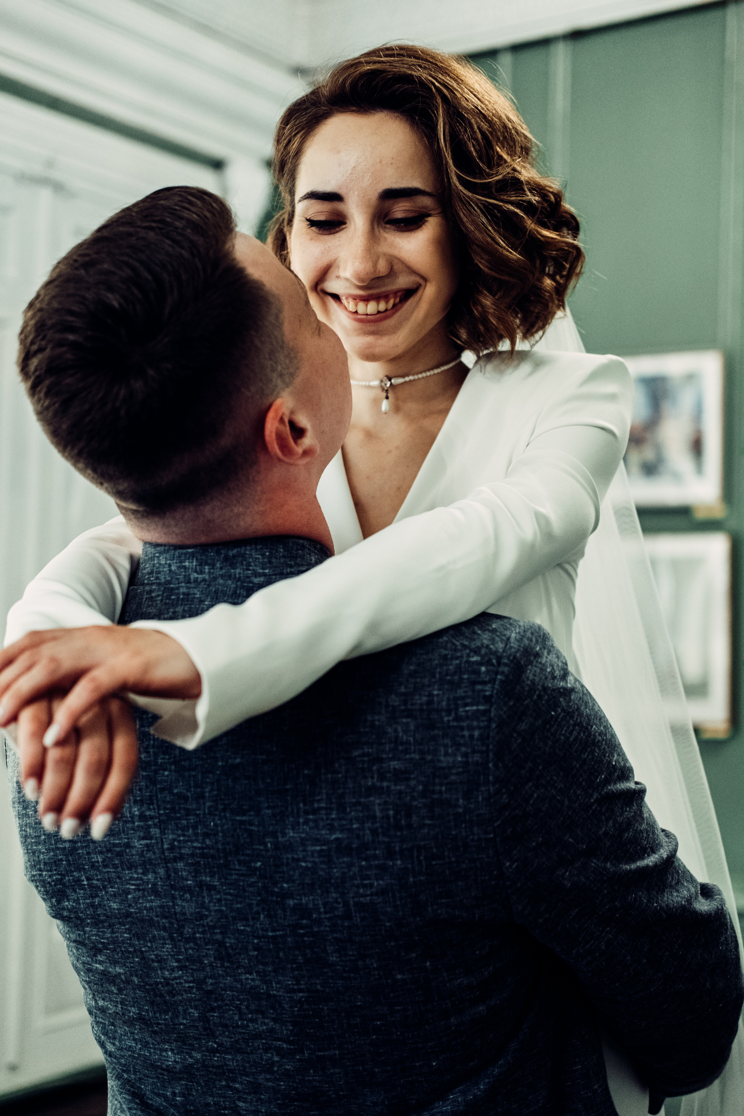 С любовью к искусству, свадьба в художественной галерее. Фотограф в Иркутске Анна Мирошникова