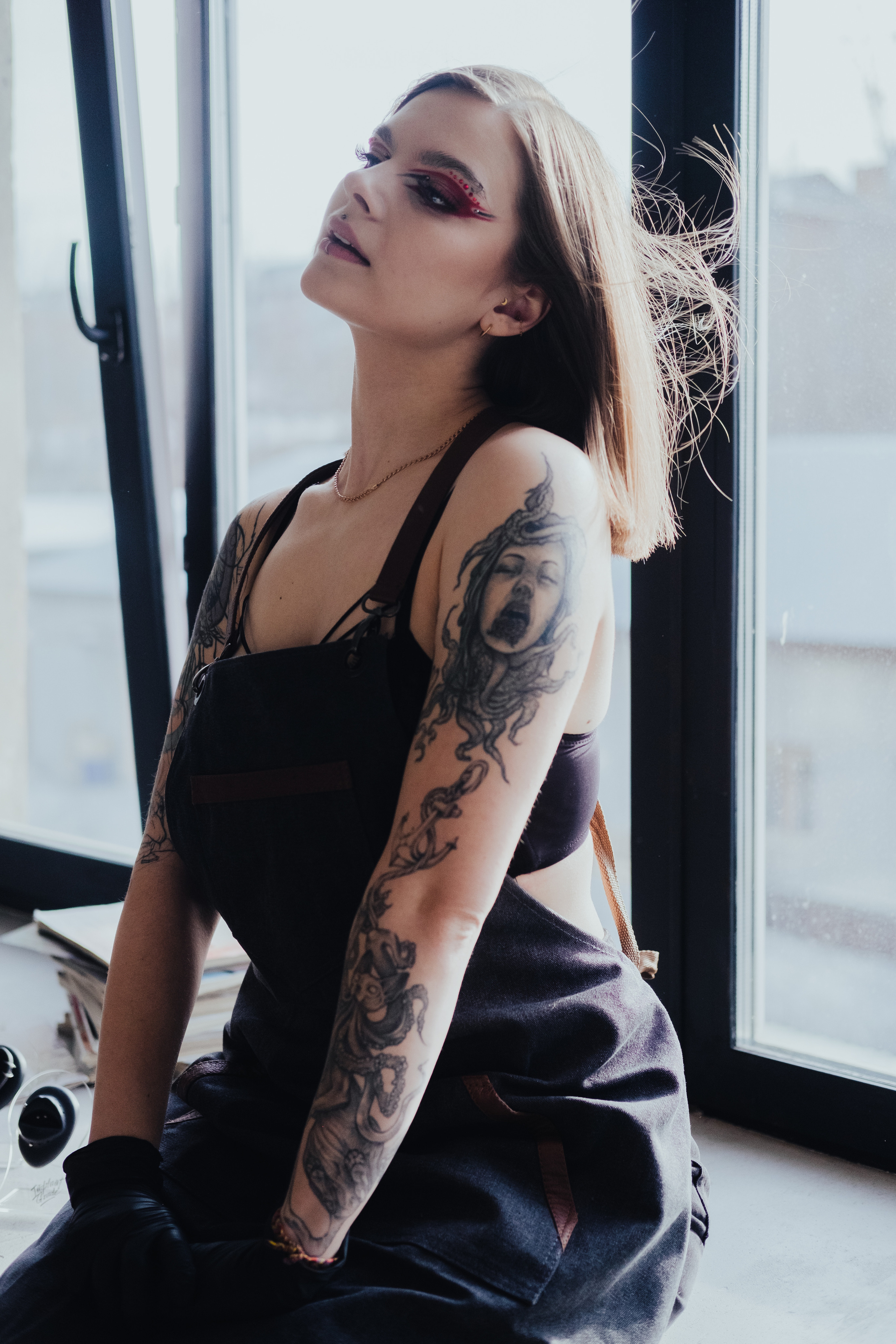 Контент съёмка для Анны пирсинг мастер. Фотограф в Иркутске Анна Мирошникова