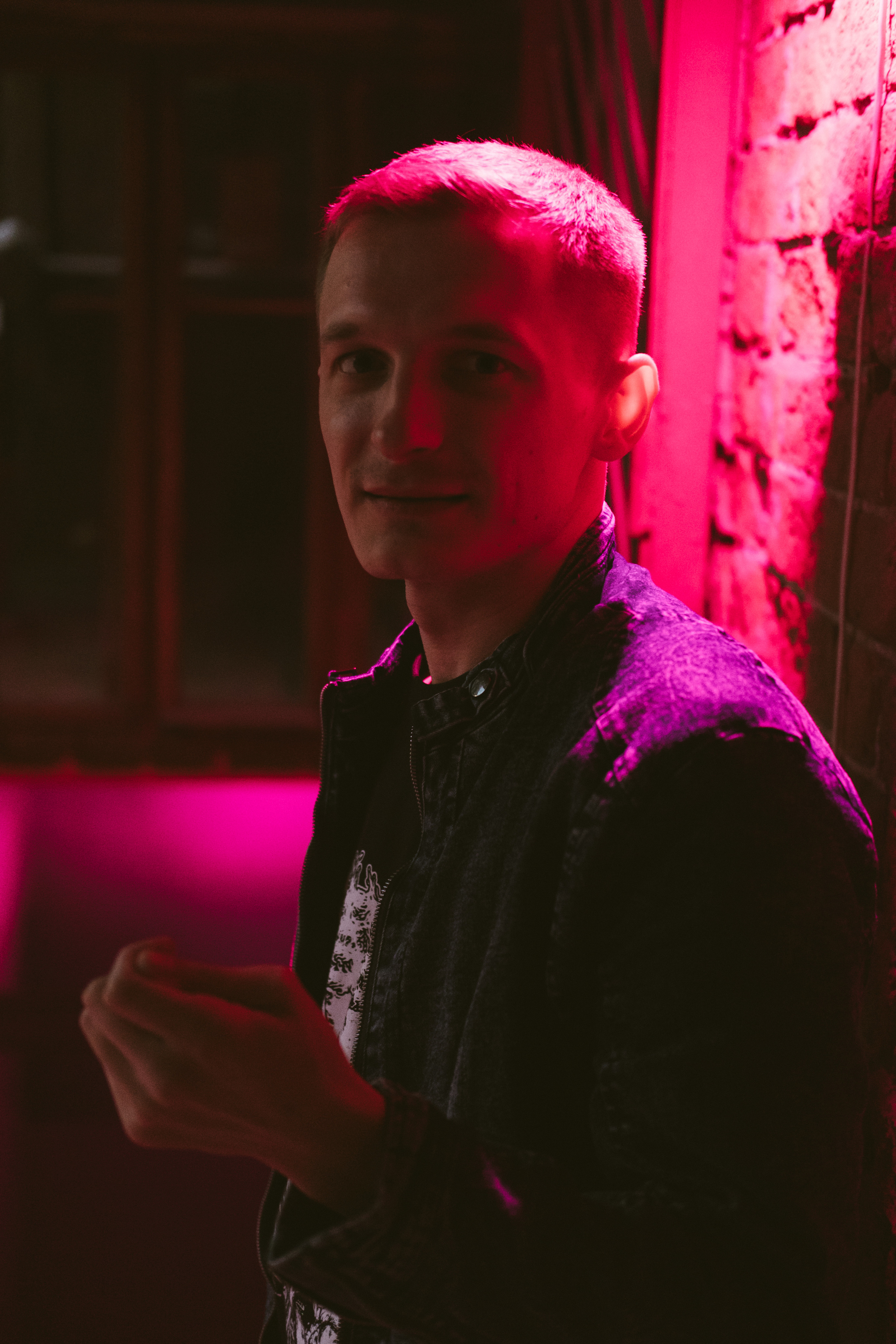 Артём, мужской портрет. Фотограф в Иркутске Анна Мирошникова