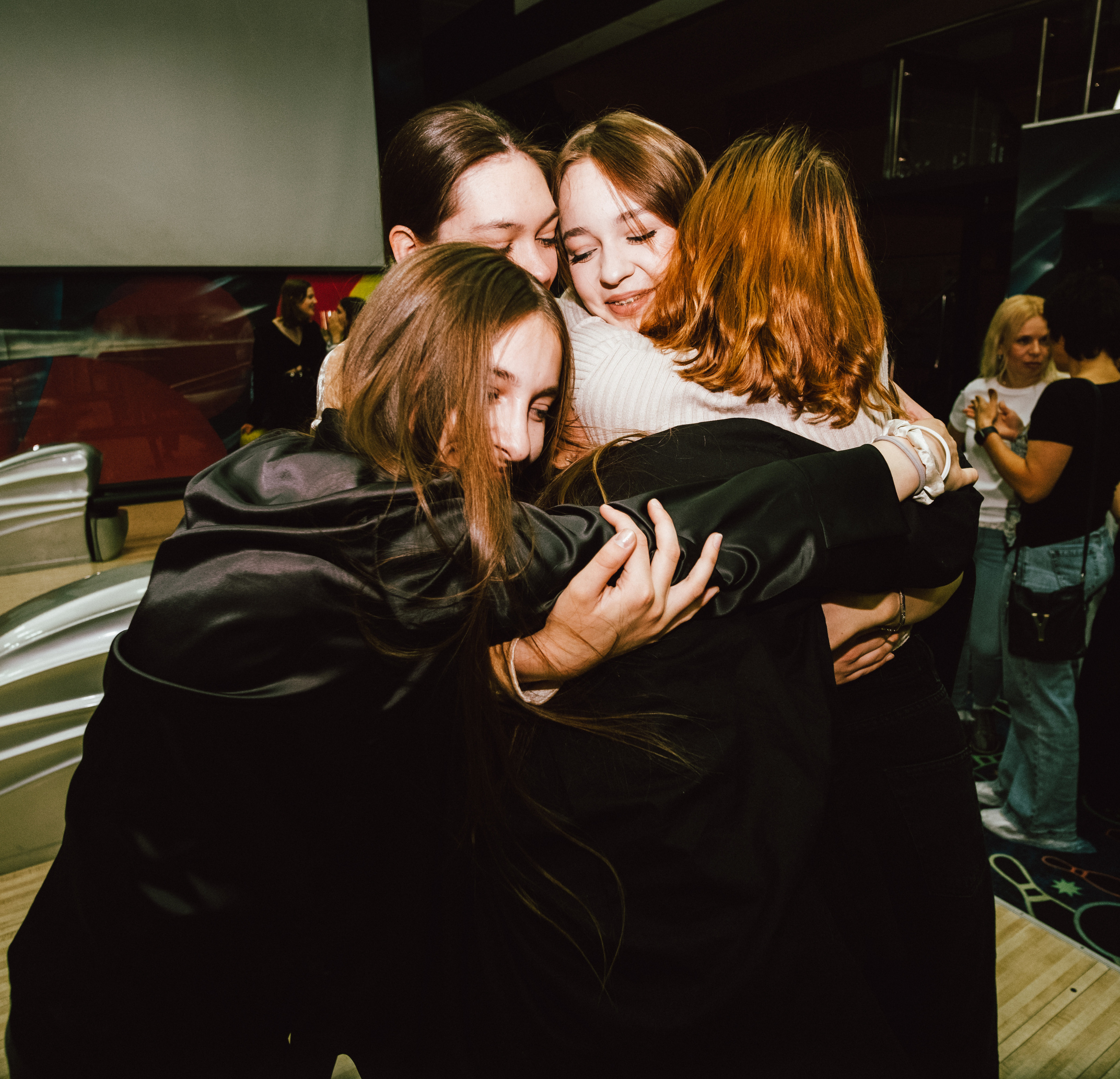 Выпускной в боулинге. Фотограф в Иркутске Анна Мирошникова