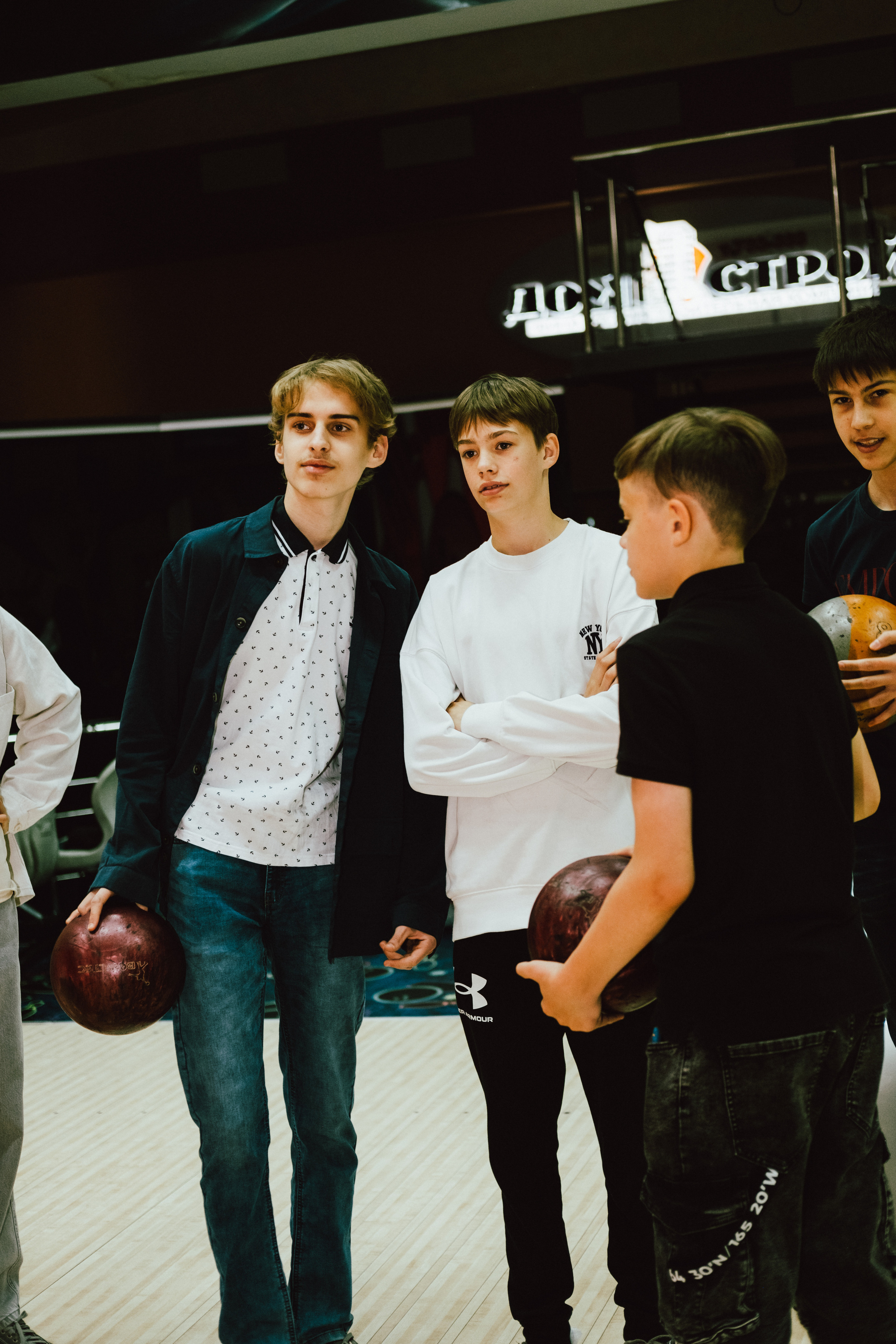 Выпускной в боулинге. Фотограф в Иркутске Анна Мирошникова