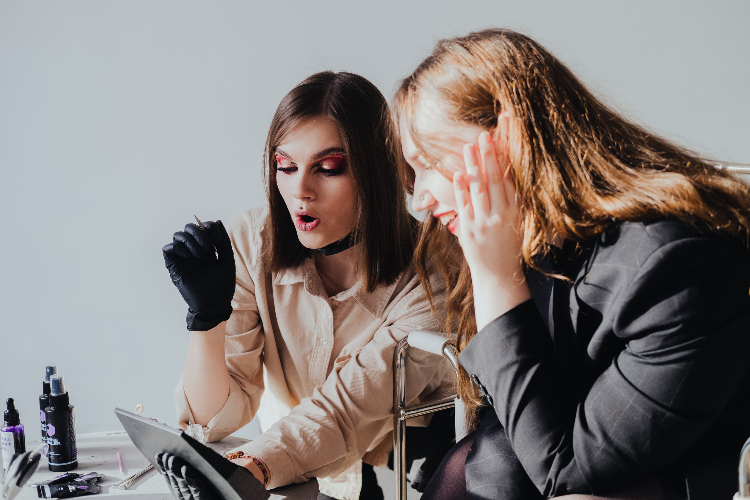 Контент съёмка для Анны пирсинг мастер. Фотограф в Иркутске Анна Мирошникова