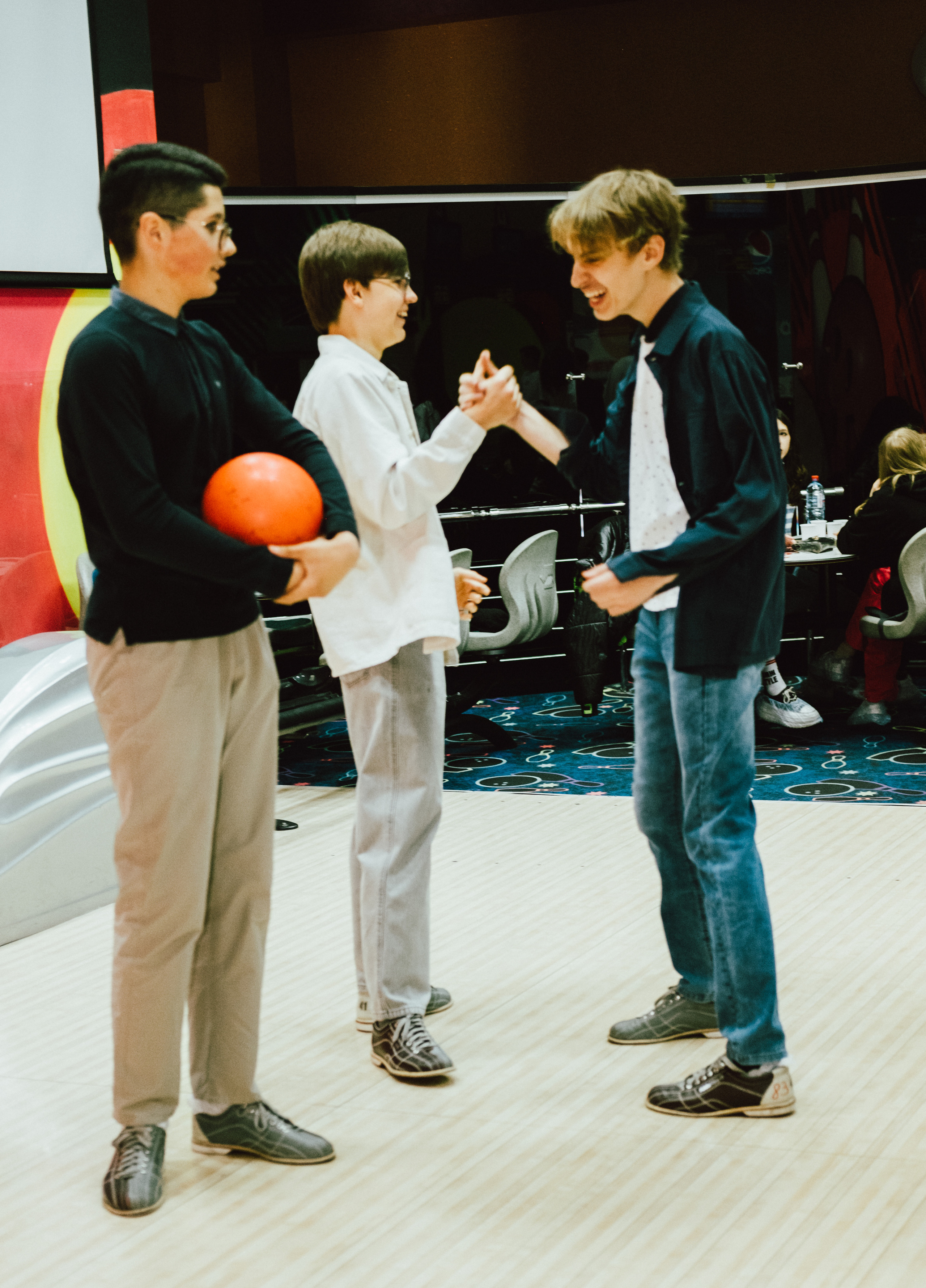 Выпускной в боулинге. Фотограф в Иркутске Анна Мирошникова