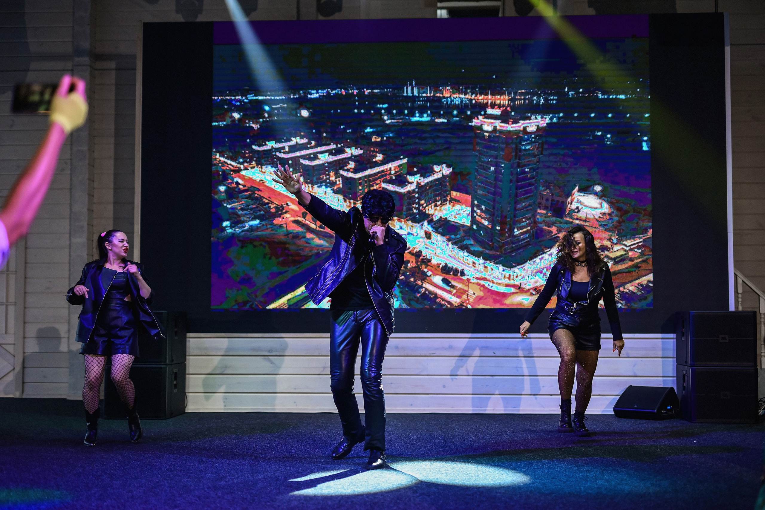 📸 Фоторепортажи с корпоративов и юбилеев в Красноярске | Примеры работ. 📸 Свадебный и семейный фотограф в Красноярске Тихомиров Евгений | 17 лет опыта | 800+ свадеб