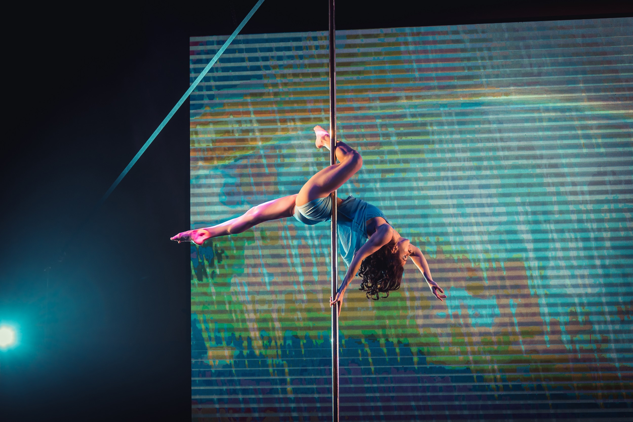 Пилон. Poledance фотограф Виктор Халимон