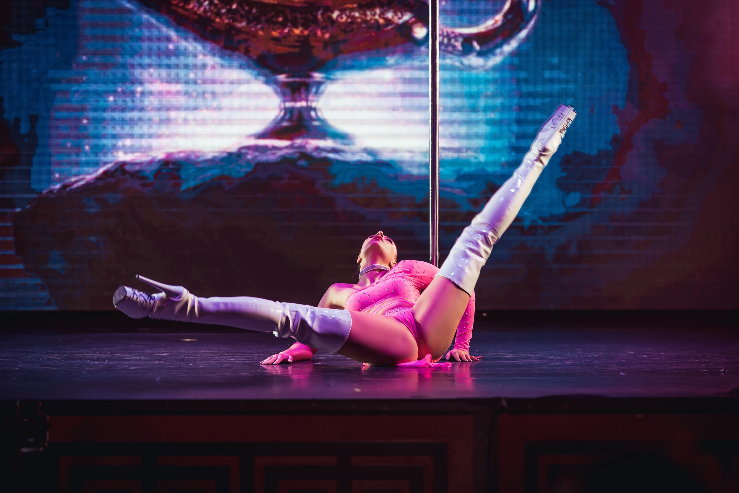 Пилон. Poledance фотограф Виктор Халимон