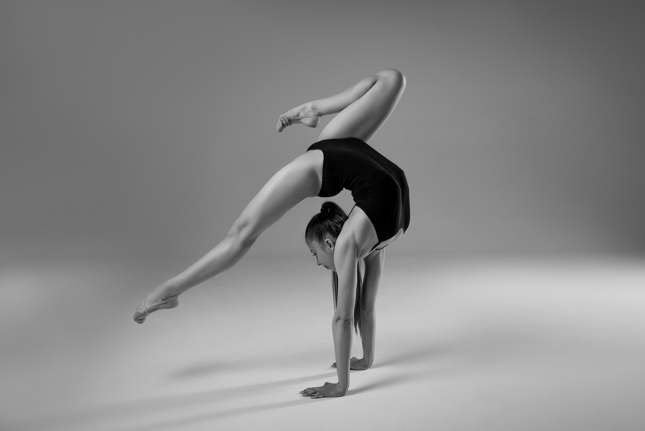 Прочее. Poledance фотограф Виктор Халимон