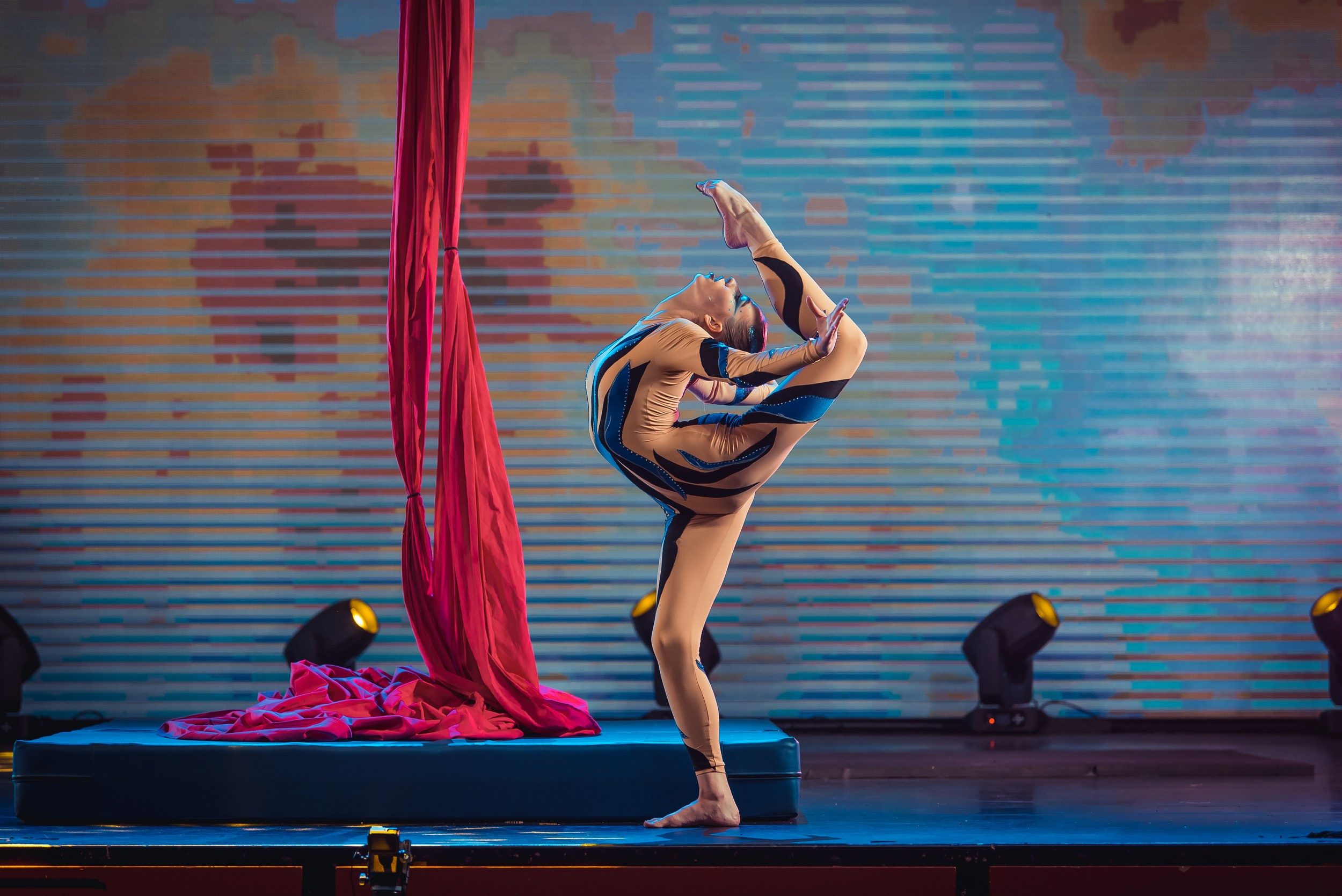 Воздух. Poledance фотограф Виктор Халимон