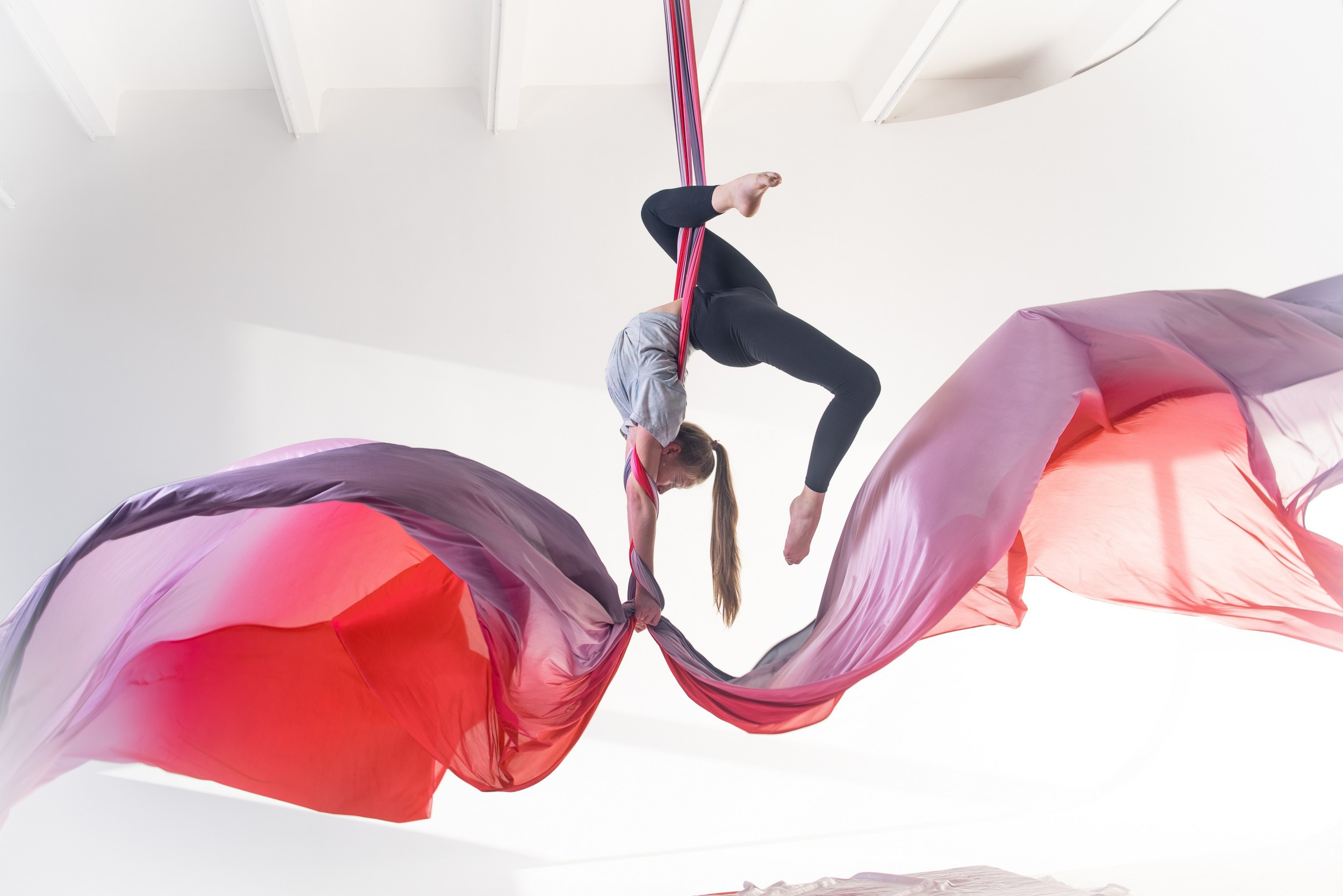 Воздух. Poledance фотограф Виктор Халимон