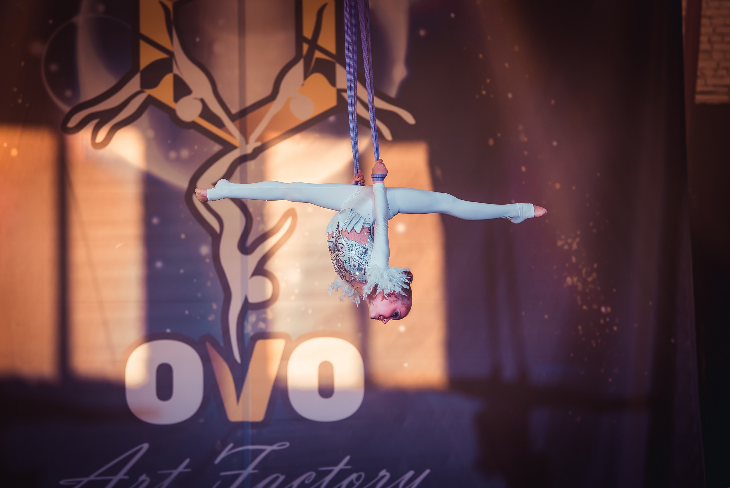 Воздух. Poledance фотограф Виктор Халимон