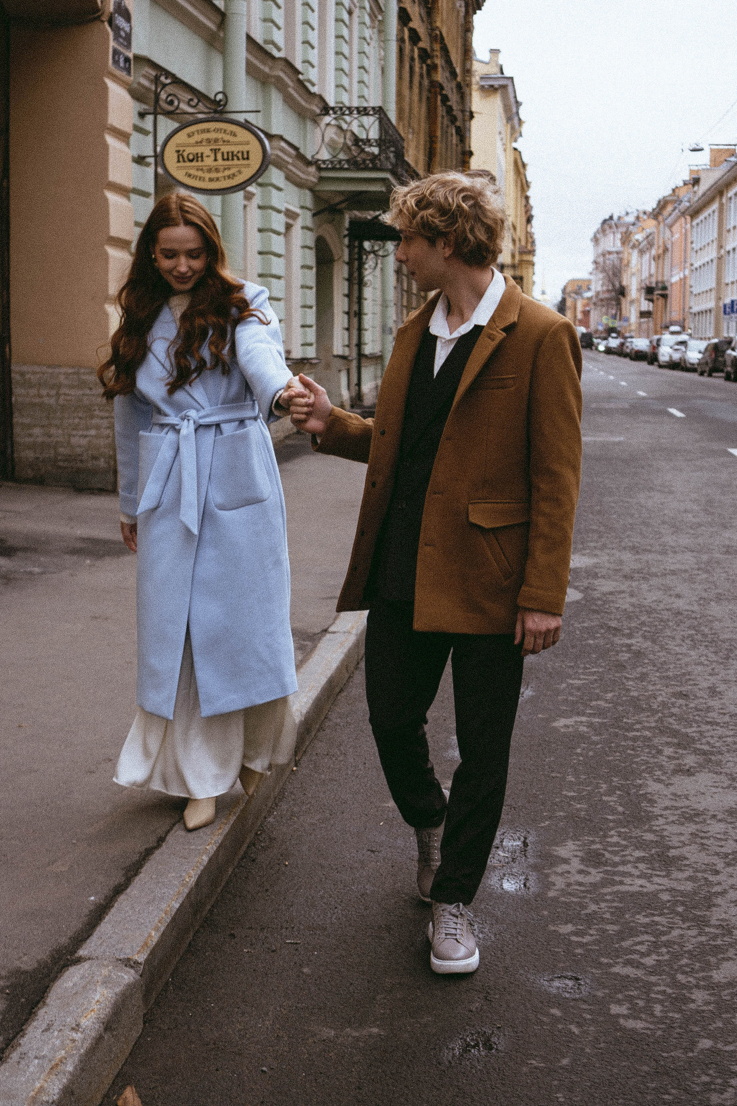 СВАДЕБНАЯ ПРОГУЛКА ПО ПЕТРОГРАДКЕ ВЕСНОЙ (ФОТОСЕССИИЯ ПАРЫ СВАДЕБНАЯ). Профессиональный фотограф, Санкт-Петербург — Виктория Богомолова