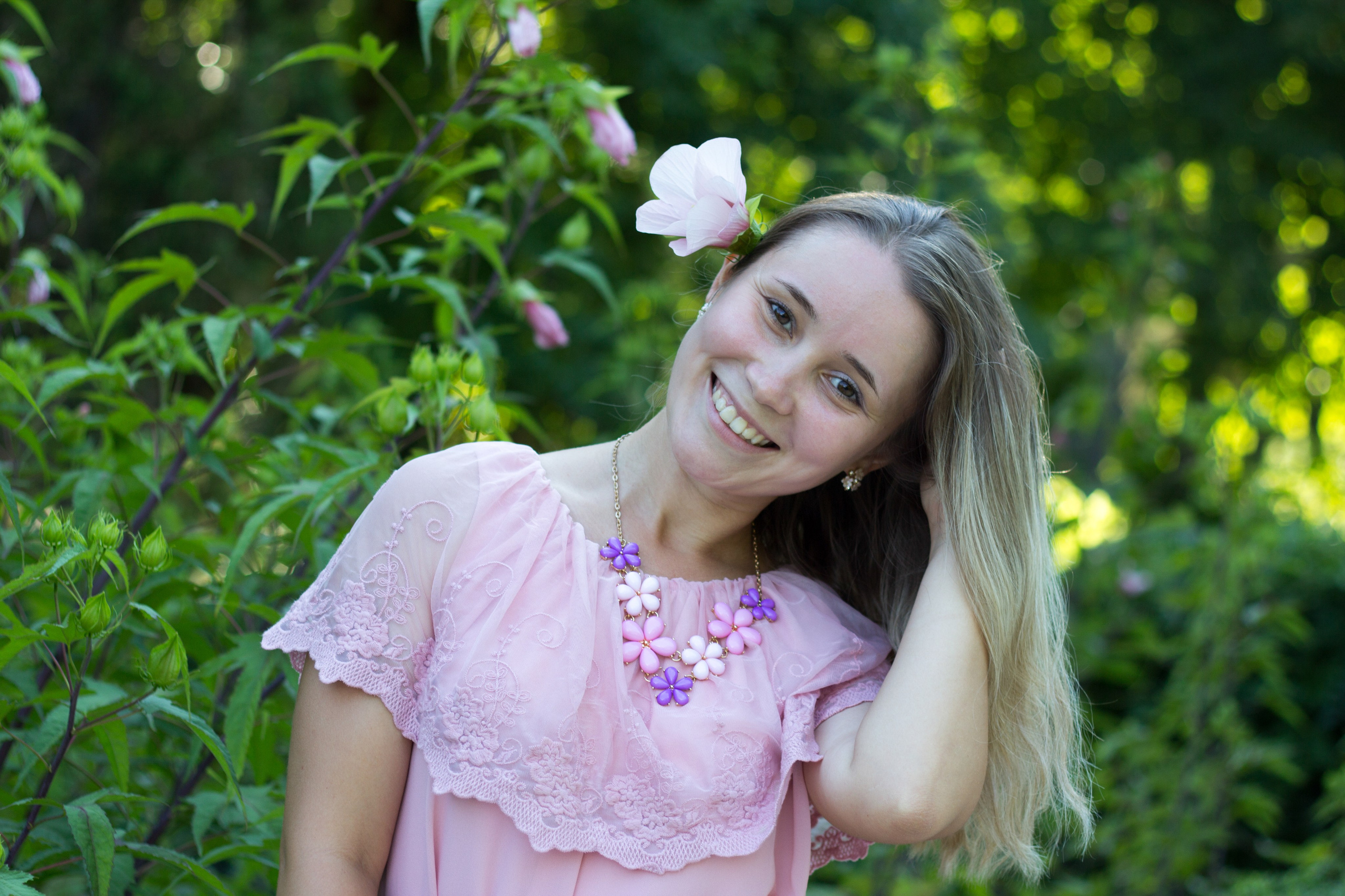 Семейная фотосессия в парке. Фотограф в Сочи Тиунова Маргарита и Тиунов Евгений