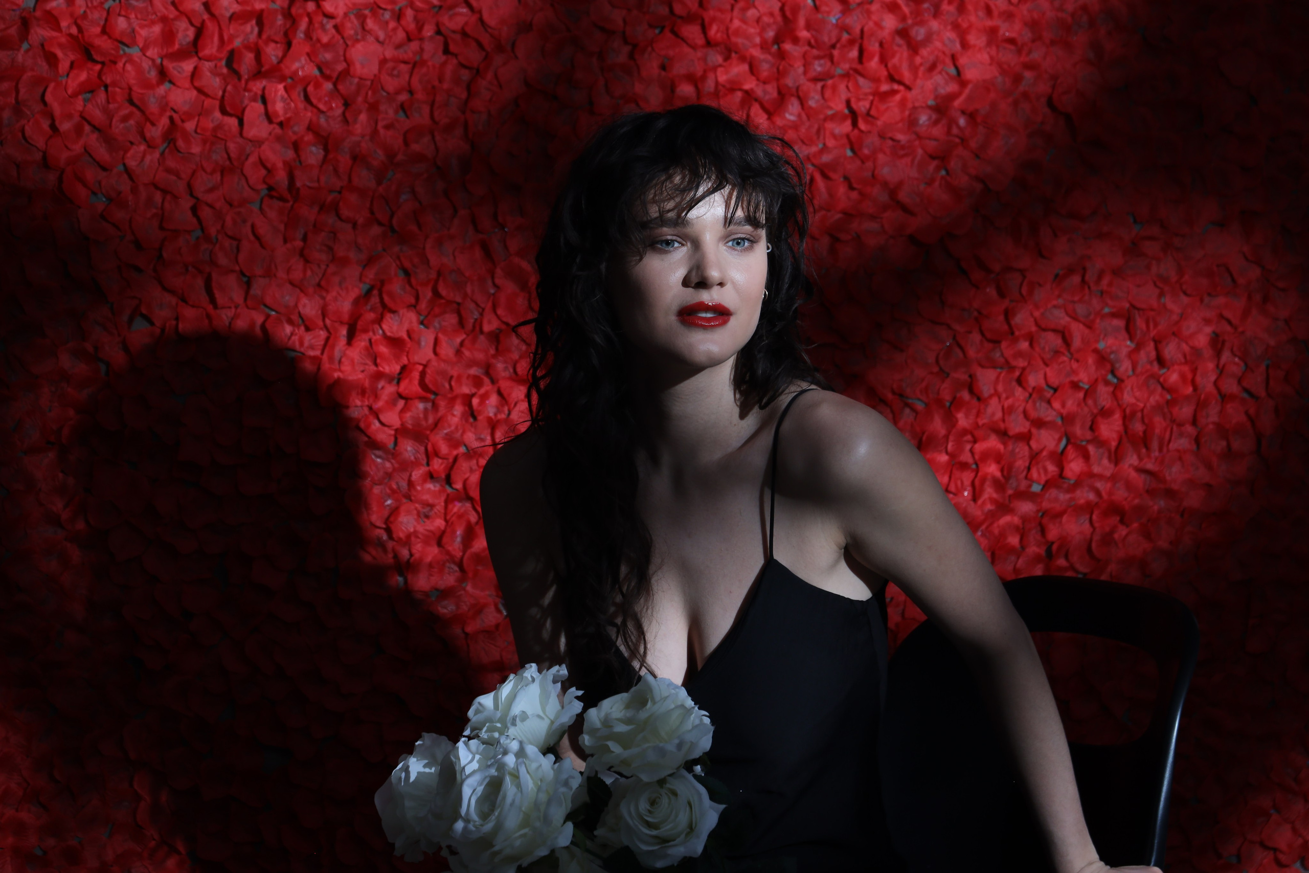 Белые Розы. Съемка в студии под ваш запрос, студийные съемки, фотографии архитектурных объектов — Александр Евстигнеев — фотограф Москва