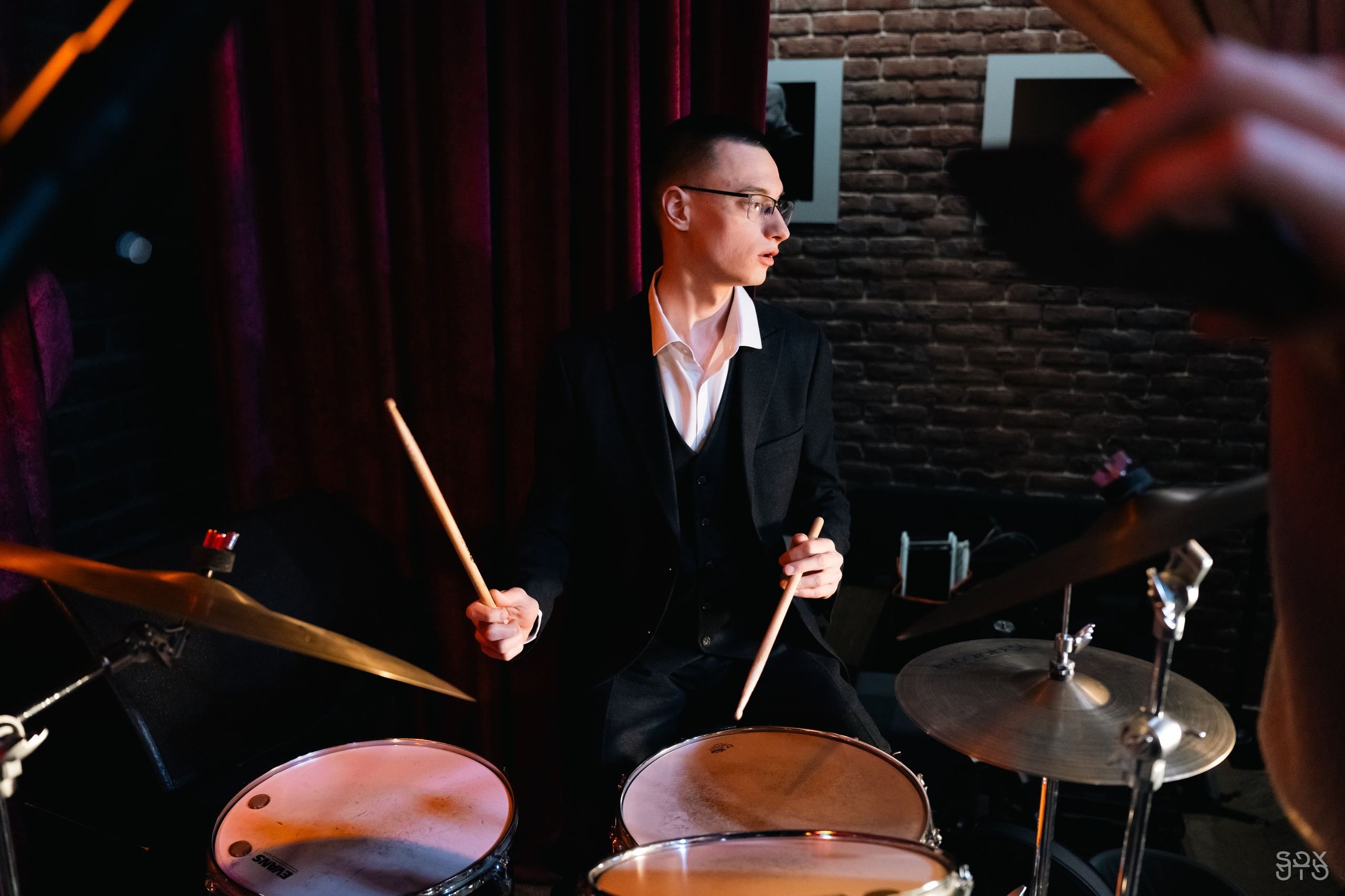 Видеопродакшн BACKED ROLL