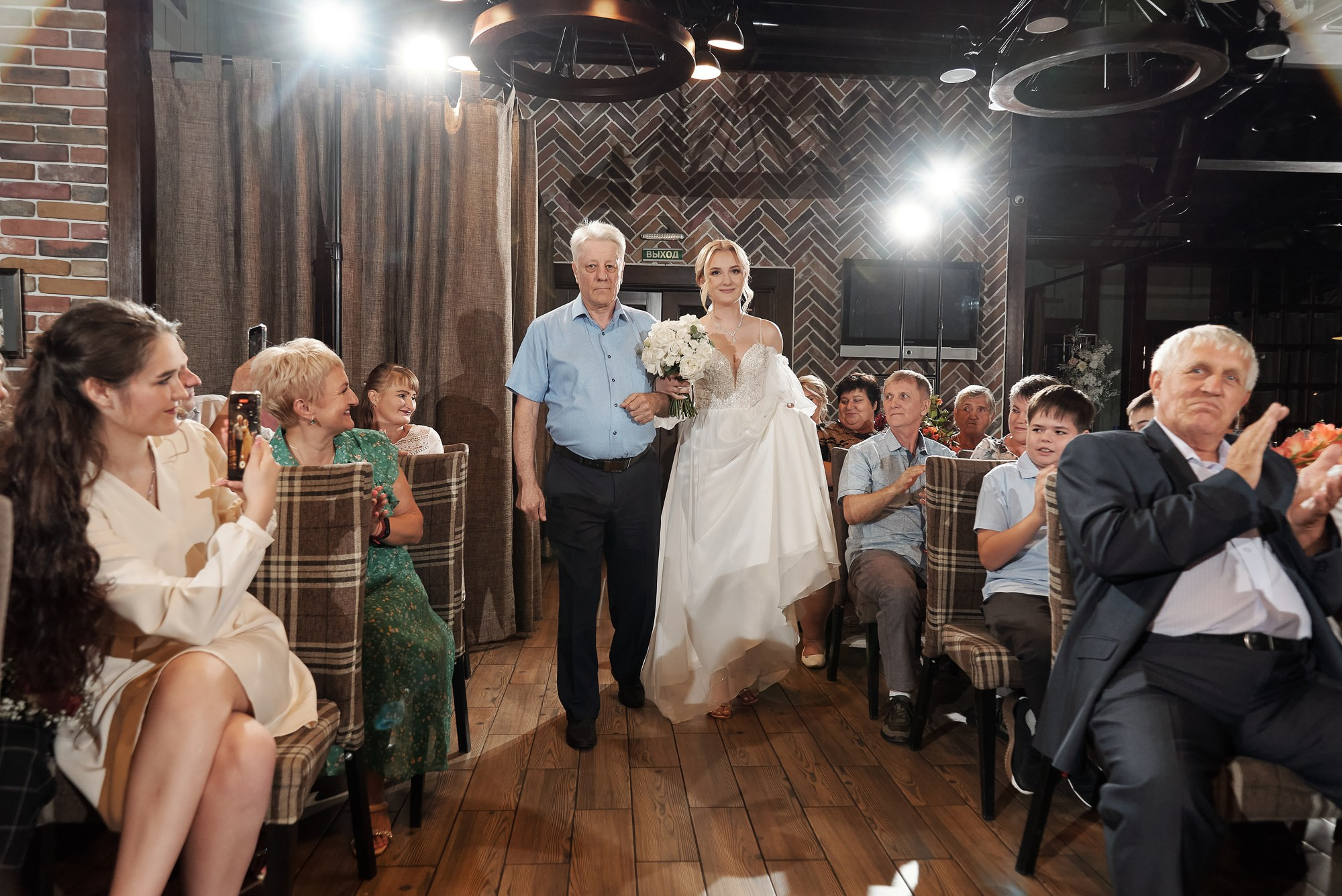 Ксения и Антон. Свадебный фотограф в Барнауле Дмитрий Медведев