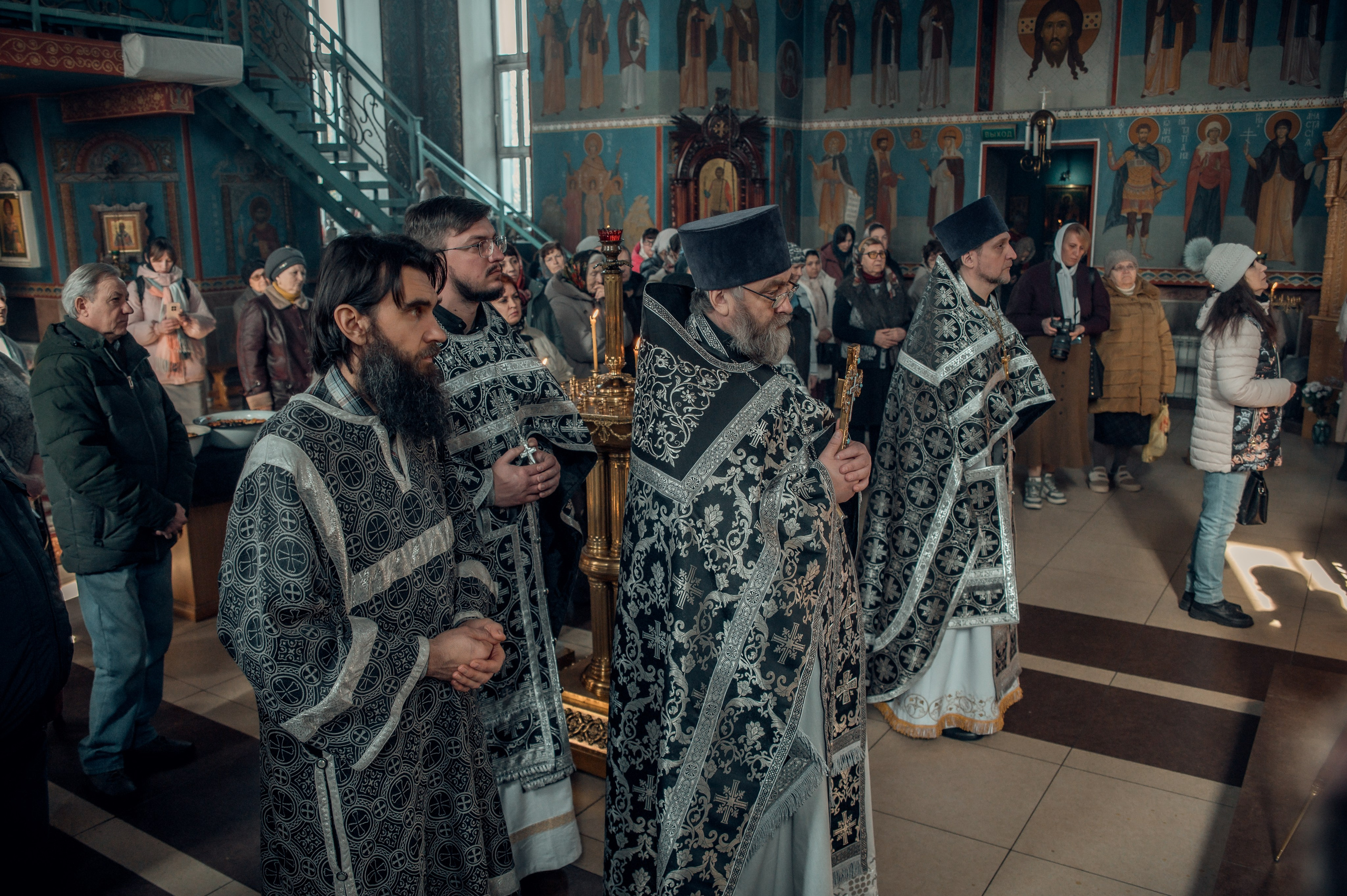 Преждеосвящение Даров. Храм Серафима Саровского. Церковный, семейный и репортажный фотограф Волгоград, Волжский