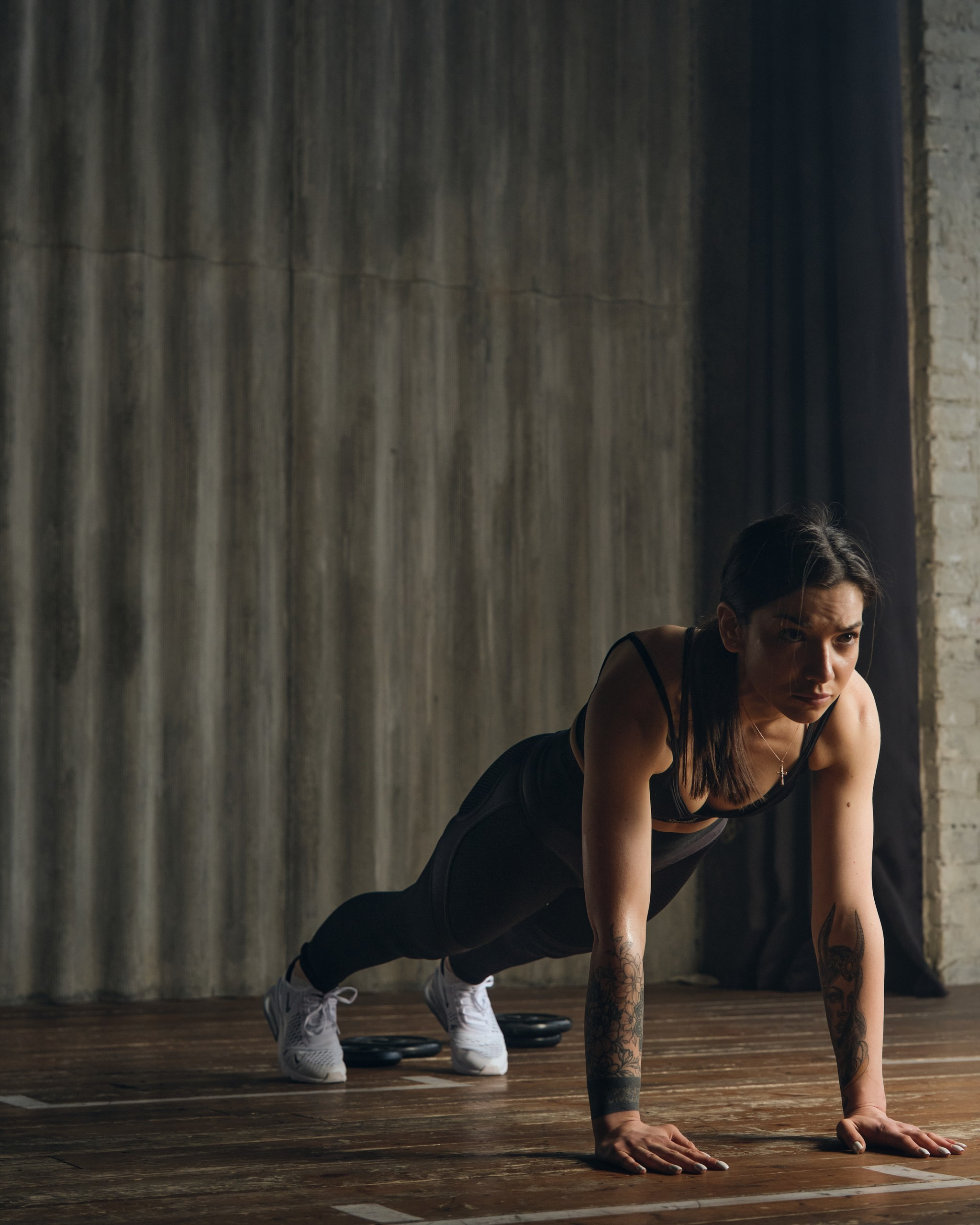 Фотосъемка для фитнес тренера ddx Fitness. Профессиональный фотограф в Москве — Максим Дьяконов