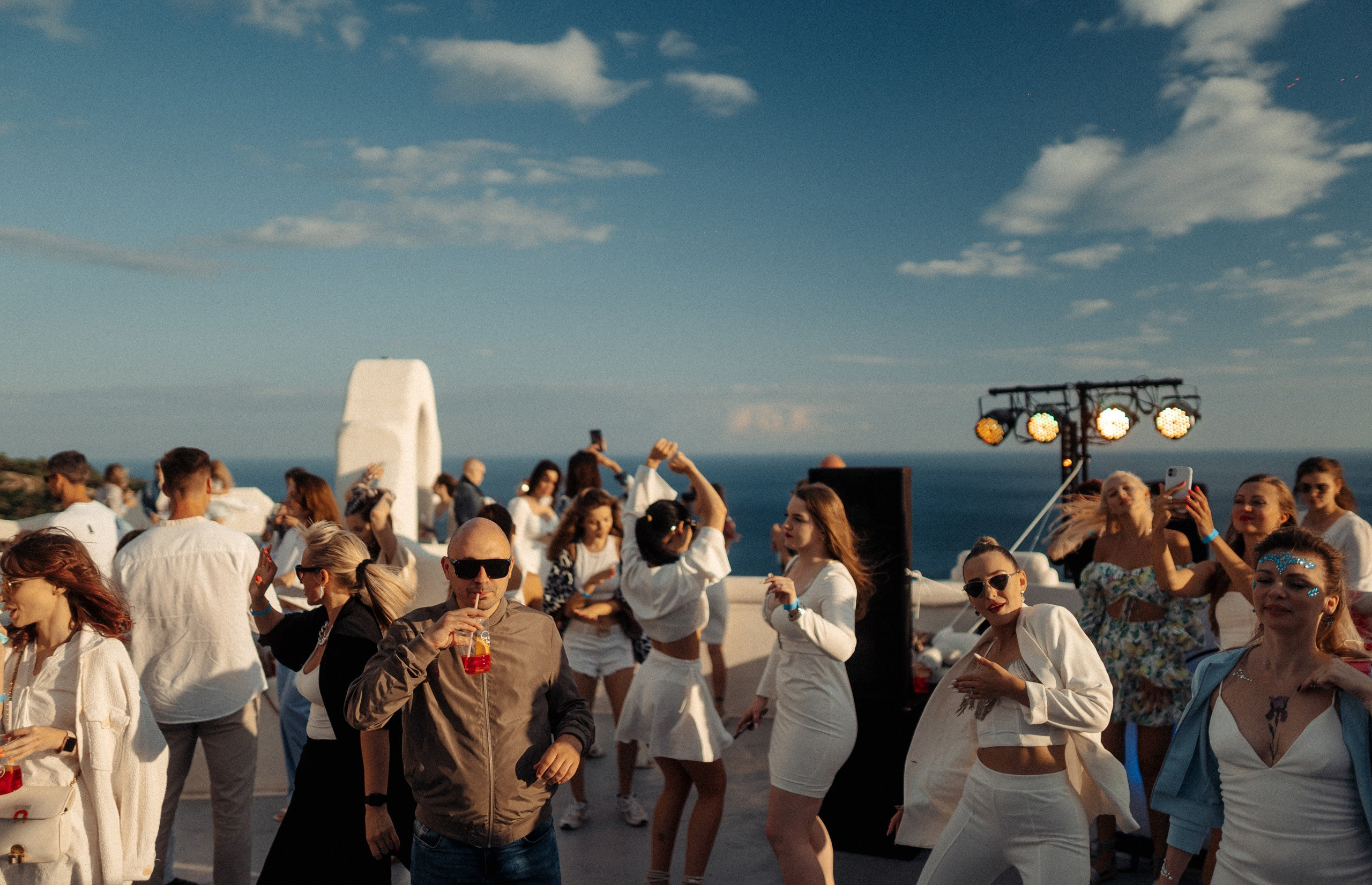 Репортажная фотосессия вечеринки. Фотограф Севастополь Крым | Шестаков Илья