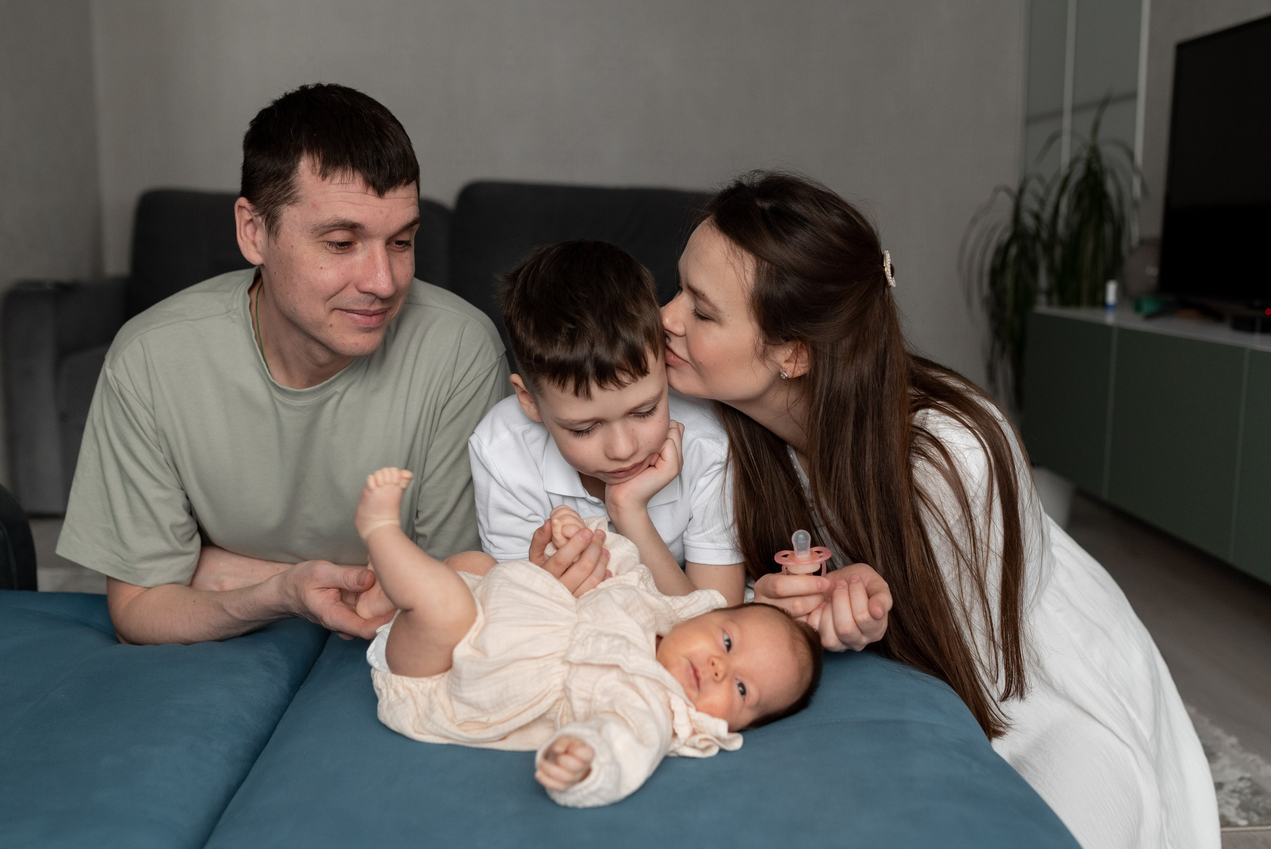 Вика Дима Никита и Полиночка. Семейный фотограф Ирина Сгибнева