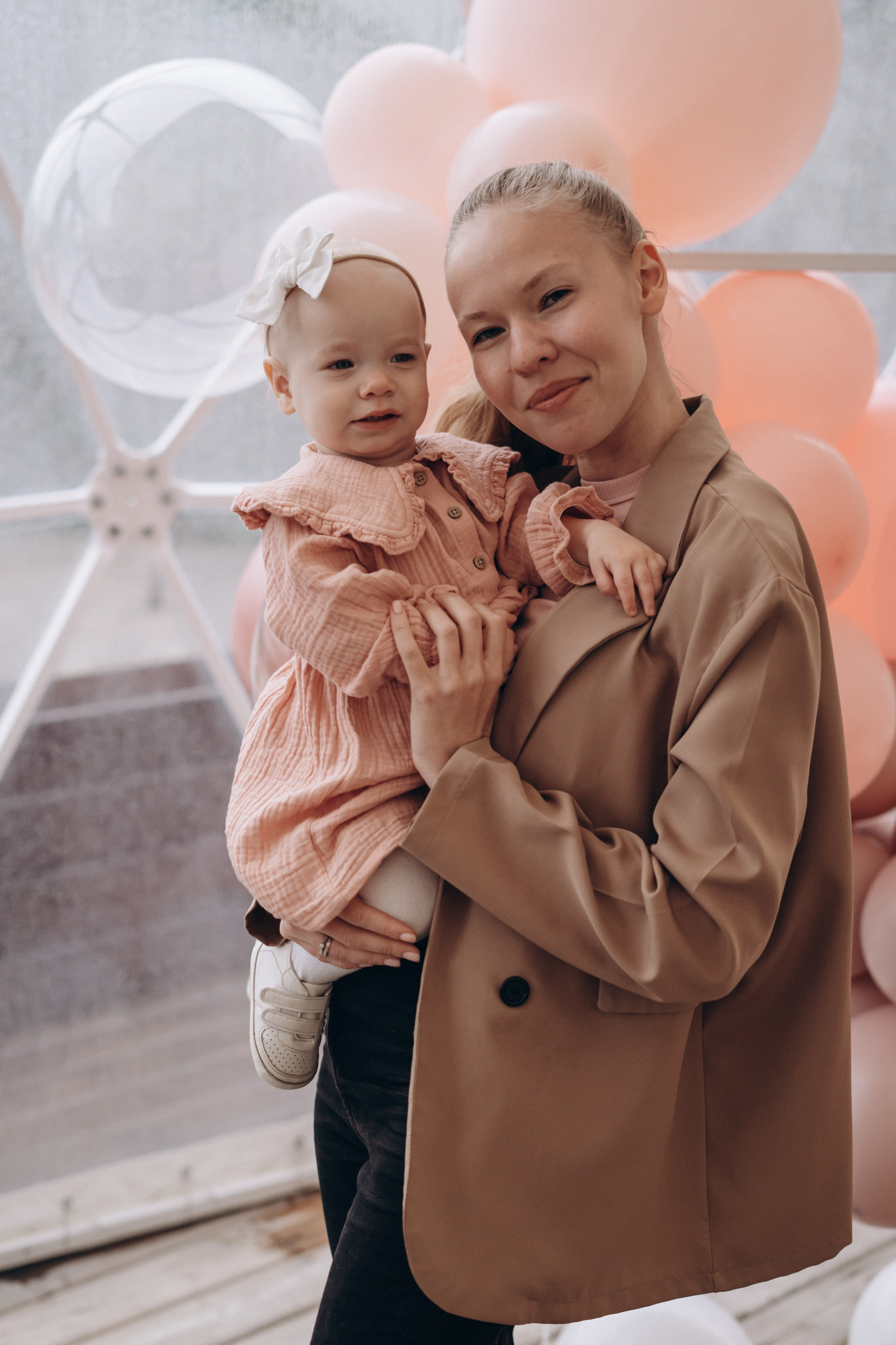 Саше 1 год. Семейный фотограф в Томске Зарина Азизбаева