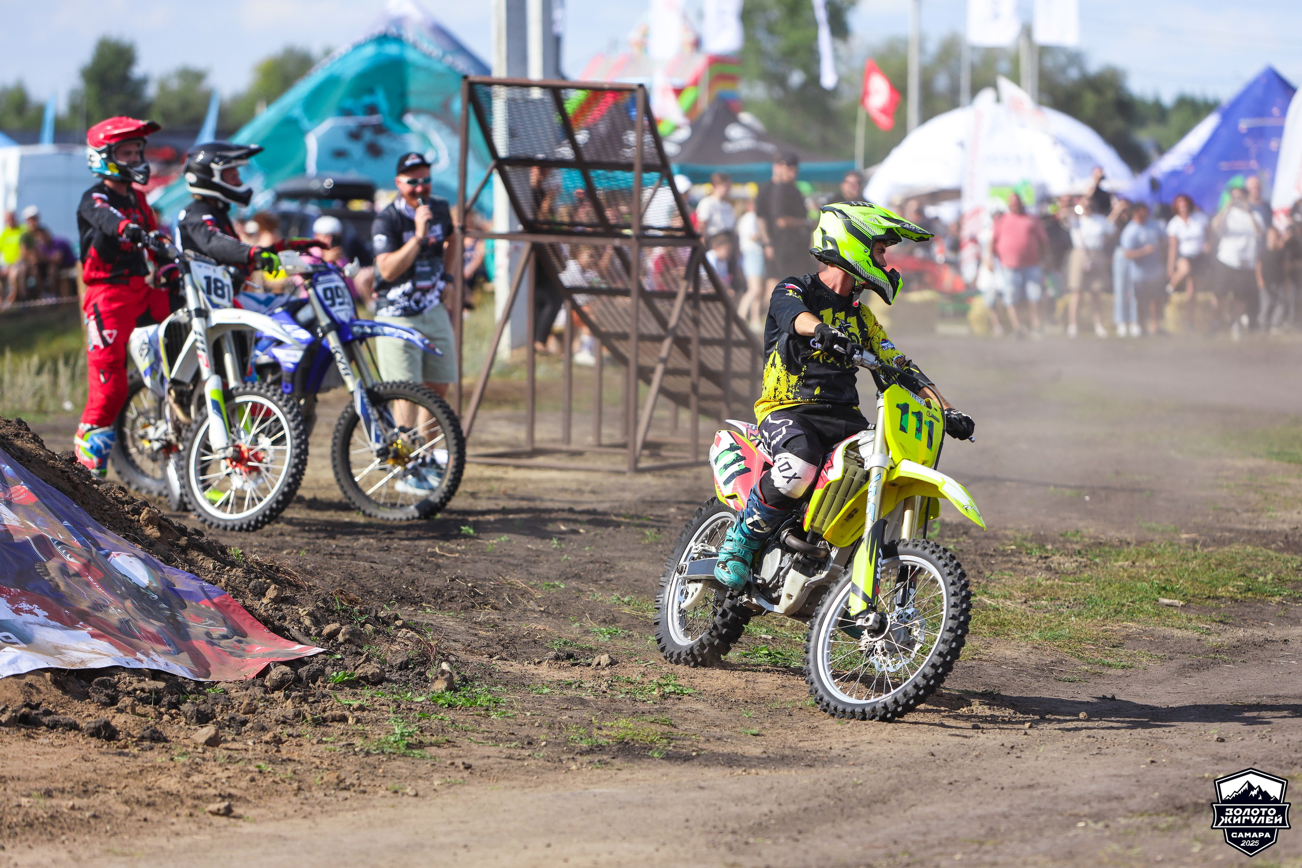 Шоу команды GRYAZNOV MOTO на Кубке России по гонкам с водными препятствиями на квадроциклах. Спортивный фотограф в Самаре