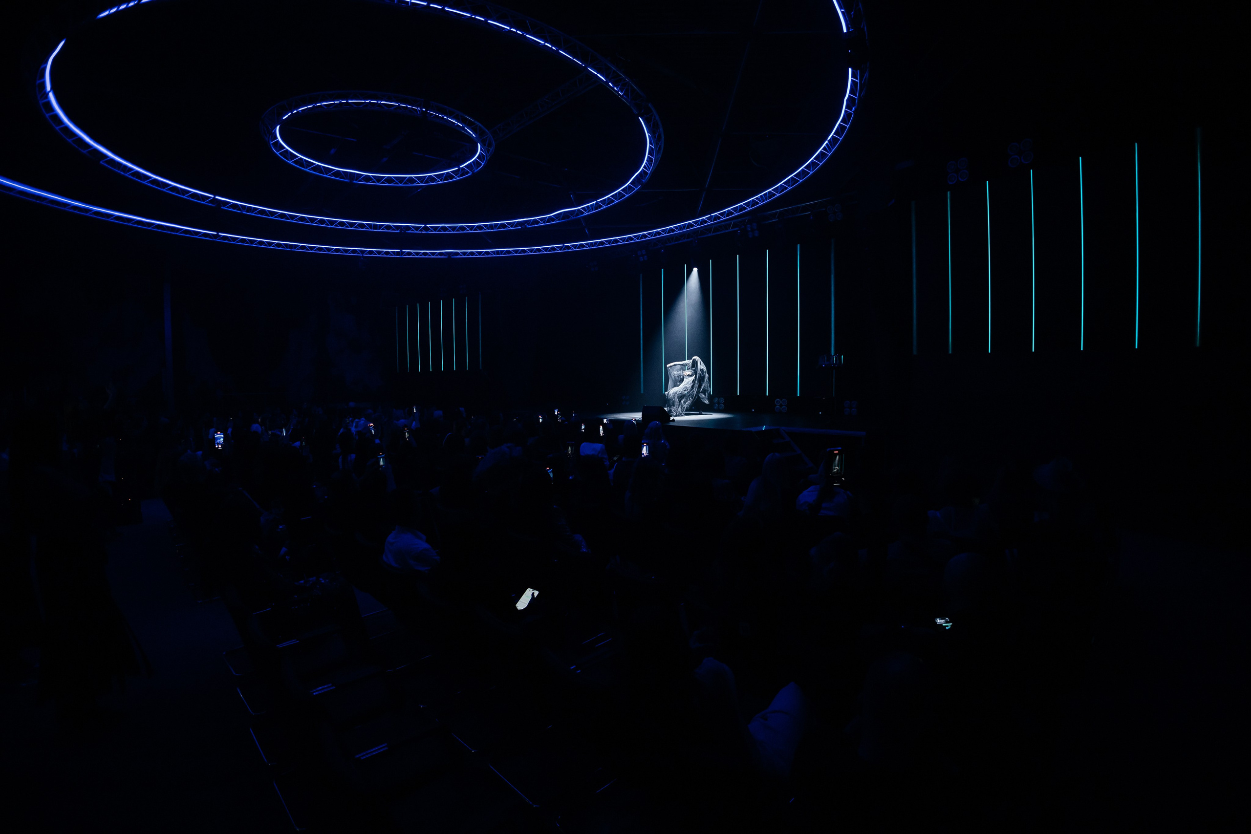 Церемония Shopping года 2024 в Ростове. Репортажный фотограф в городе Ростов-на-Дону Даниил Молодовский