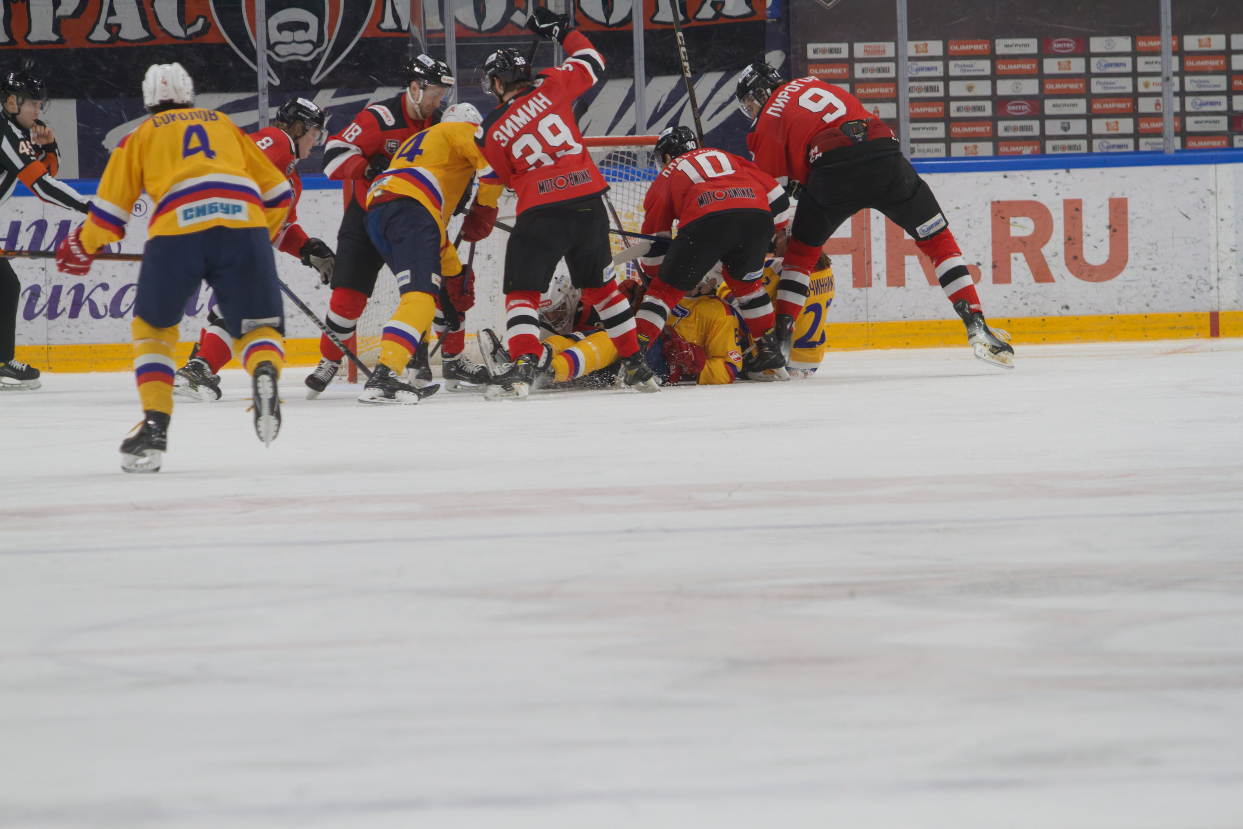 Хоккей. Молот-Химик 12.02.2025. Репортажный и спортивный фотограф в г. Пермь Зильберг Павел