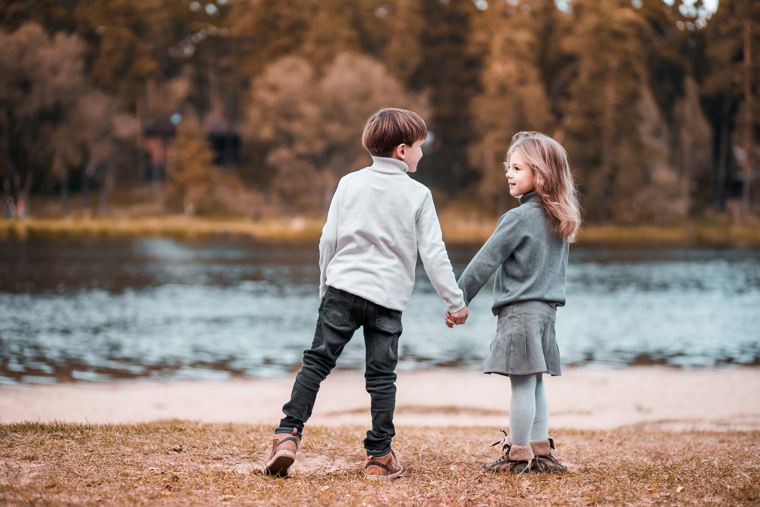 На озере. Фотограф Казакова Анастасия