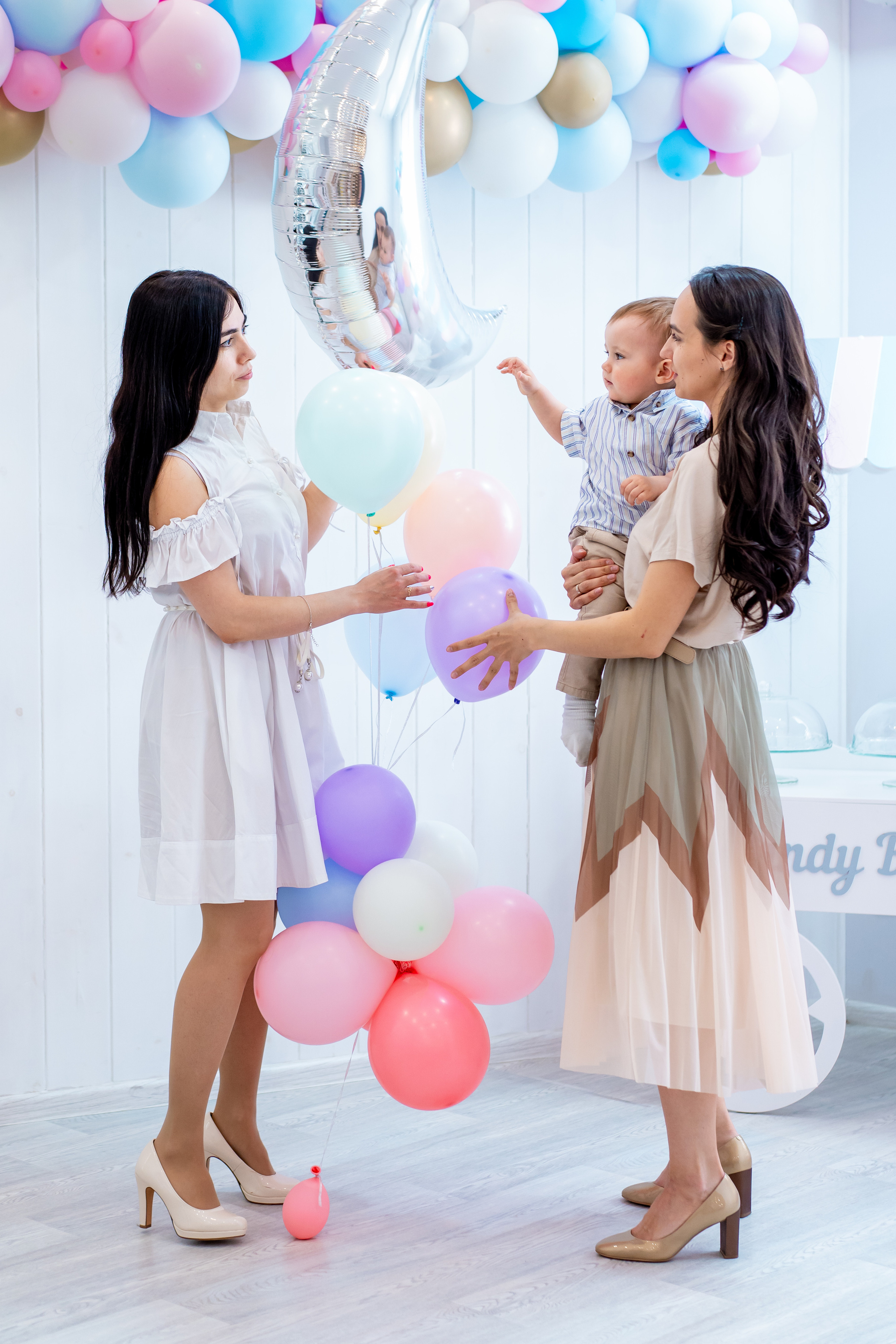 Первый день рождения. Фотограф Казакова Анастасия