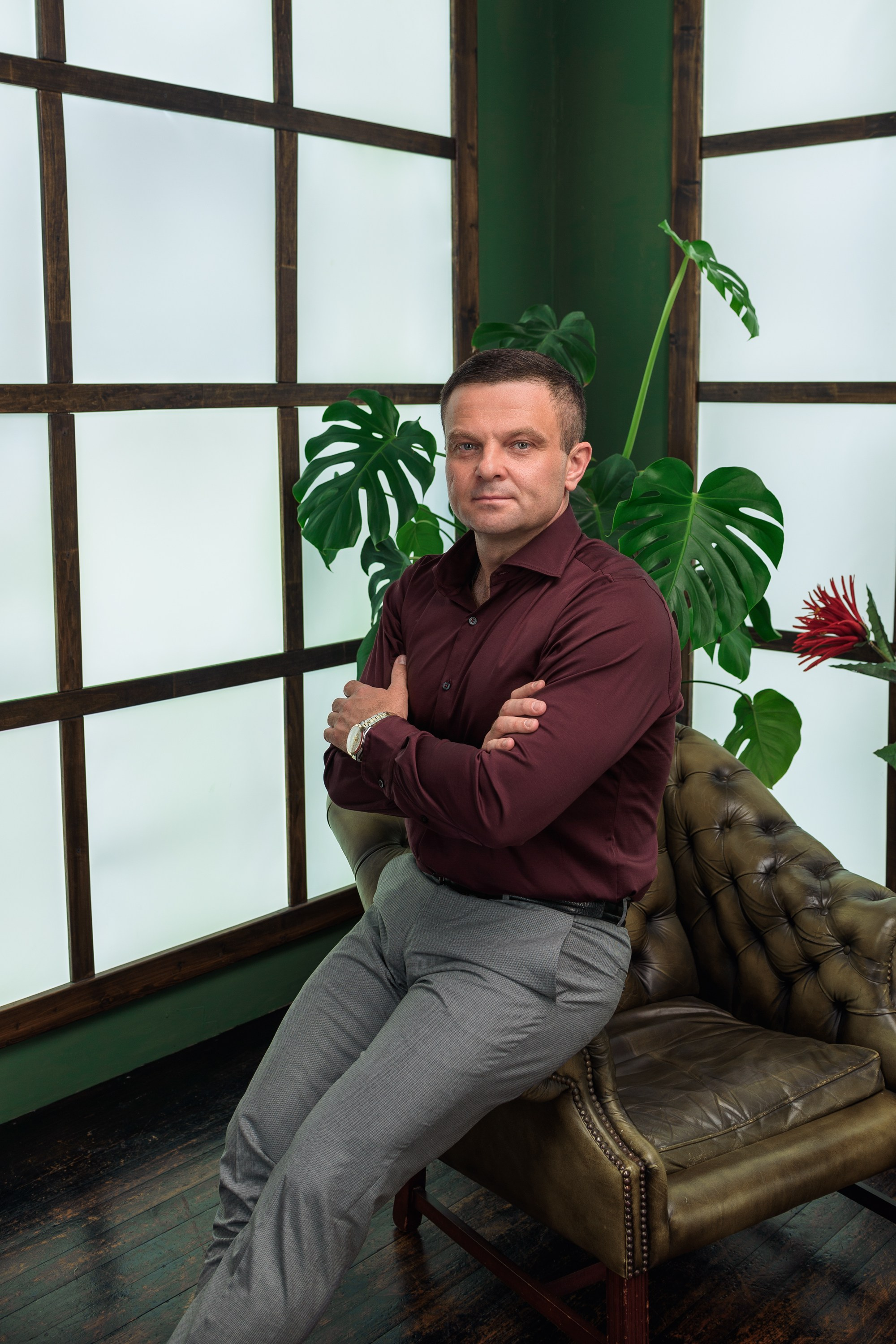 Фотосессия мужчины. Компания и фотошкола по созданию контента в Москве