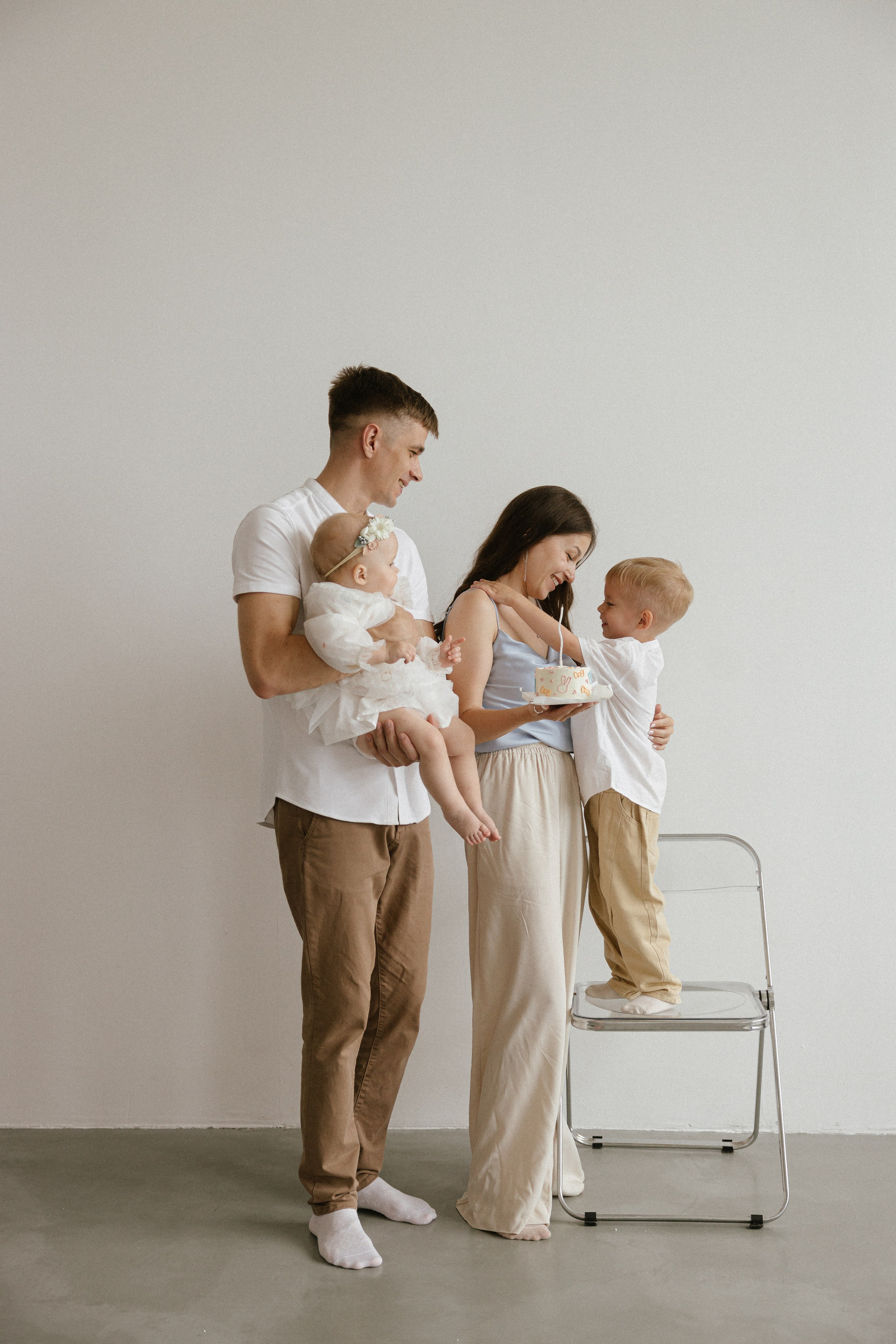 Павел + Анастасия + Демьян + Агата. Семейный и детский фотограф Юлия Шох