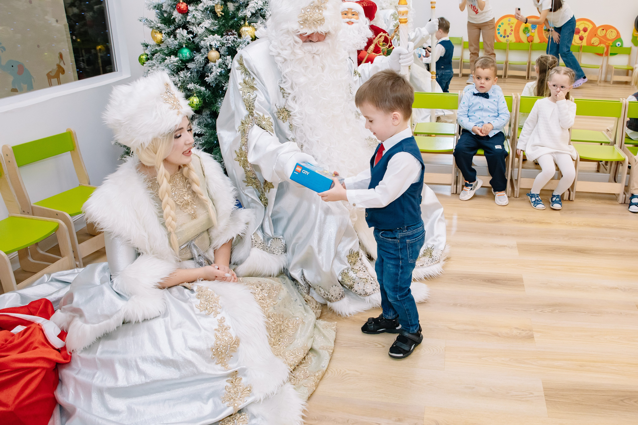 Новогодний утренник в саду Пятачок. Фотограф в Москве Яна Полосина