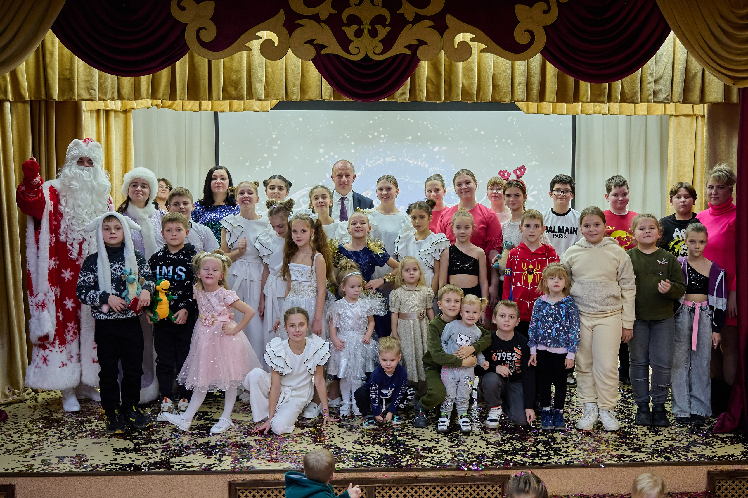 Концерт в ДК с. Виноградное. Жизнь курорта Кабардинка в фотографиях