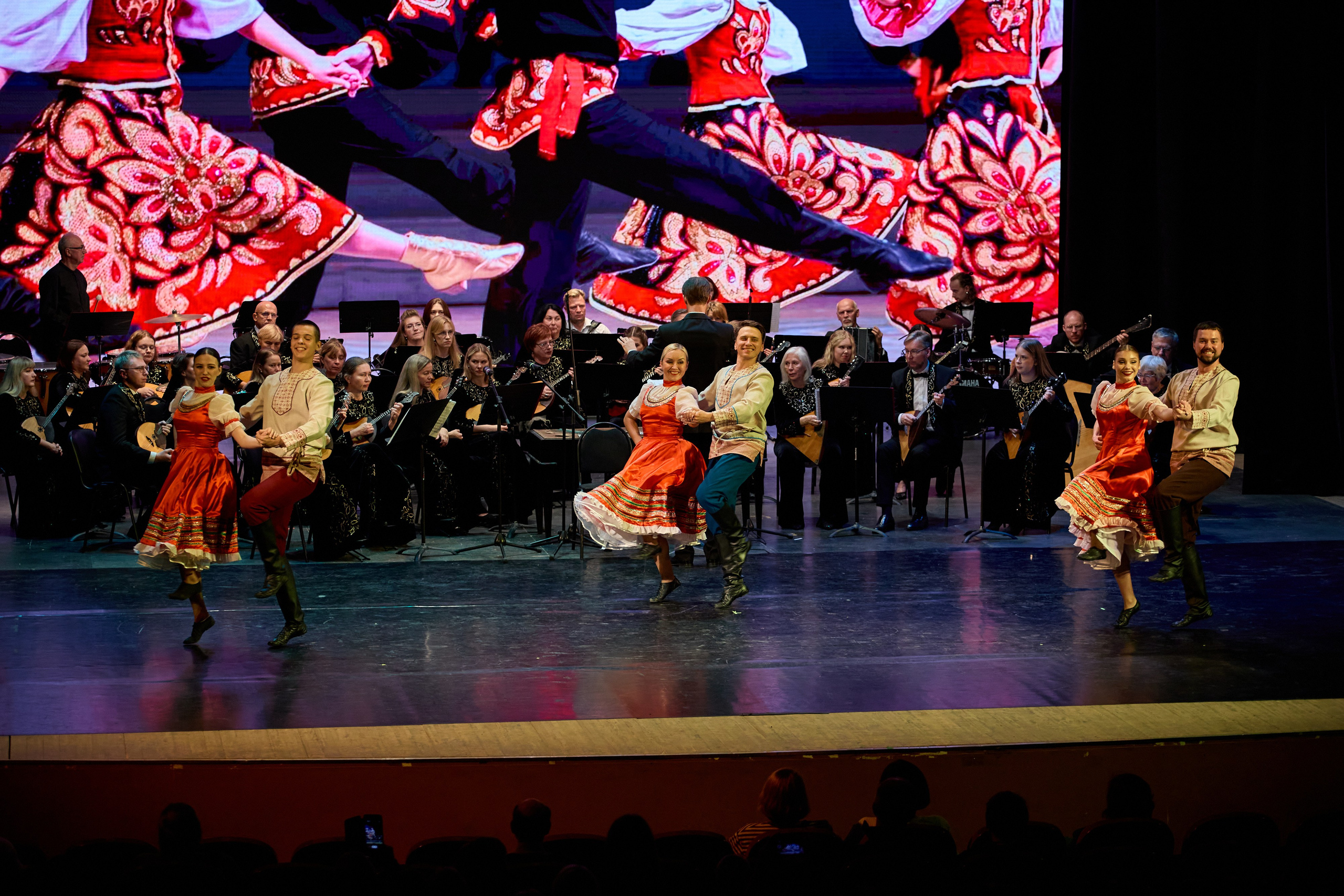 Филармония «Вокруг света в ритме танца». Фотограф Илья Прохоров в Кирове