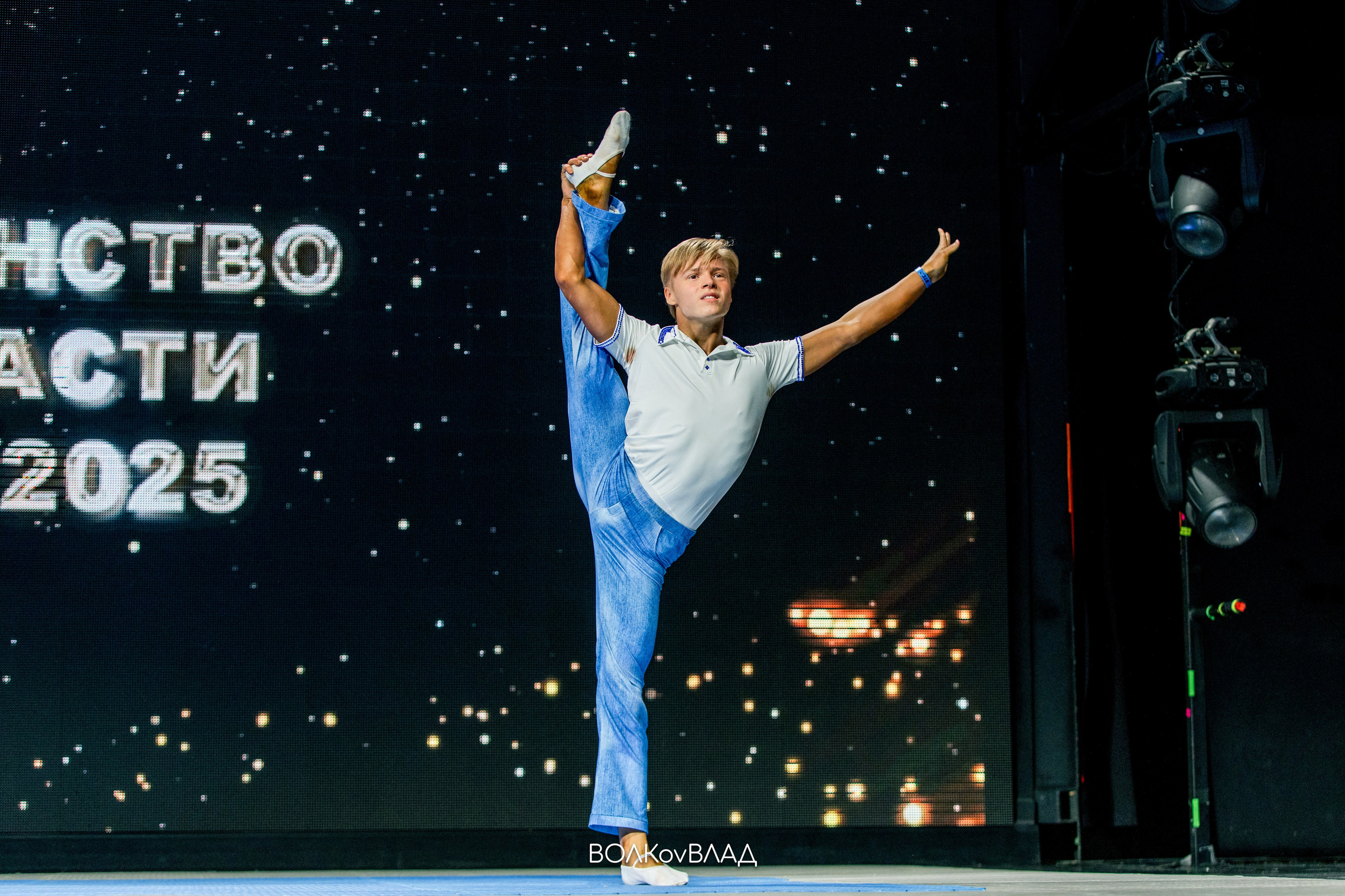 Чемпионат и Первенство Воронежской области по бодибилдингу — 13.04.25. Владислав Волков | Фотография и видеосъемка в Воронеже