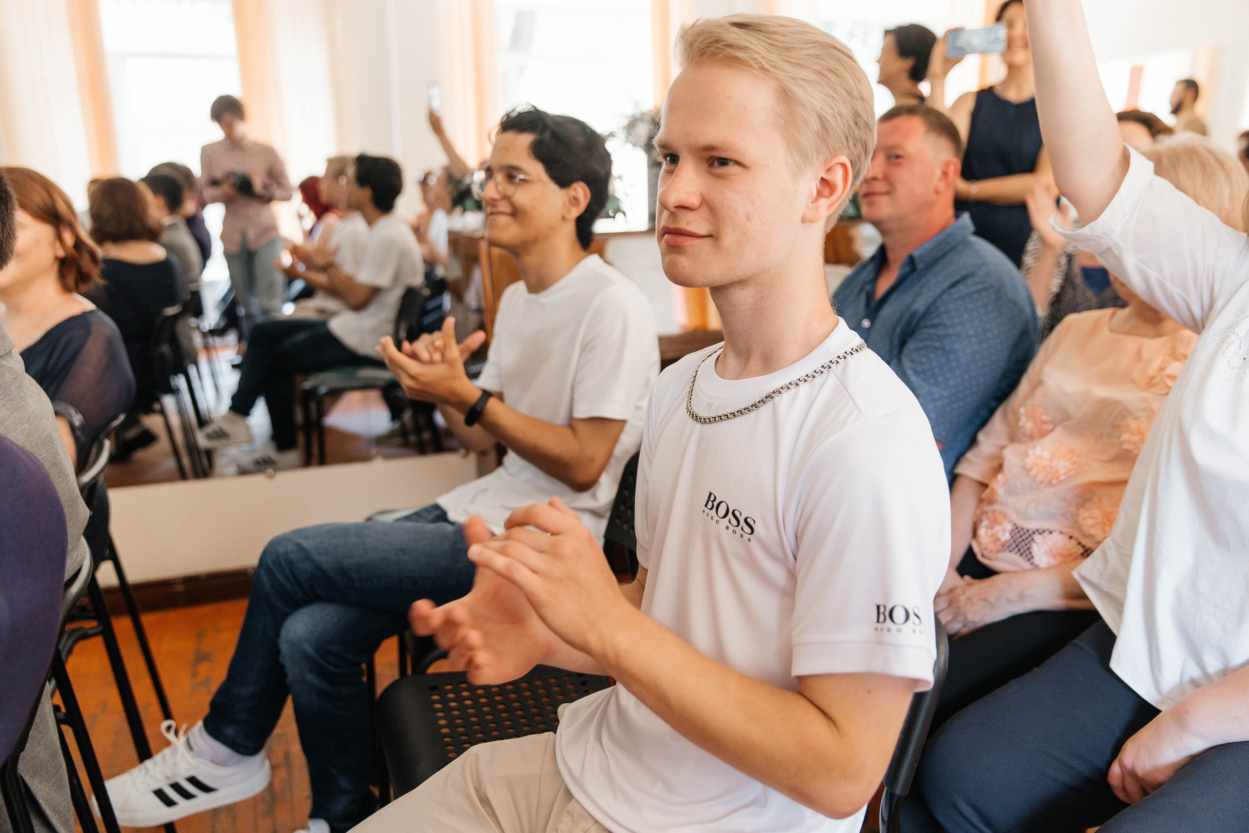 Гимназия Пеленг. _Carpe diem_