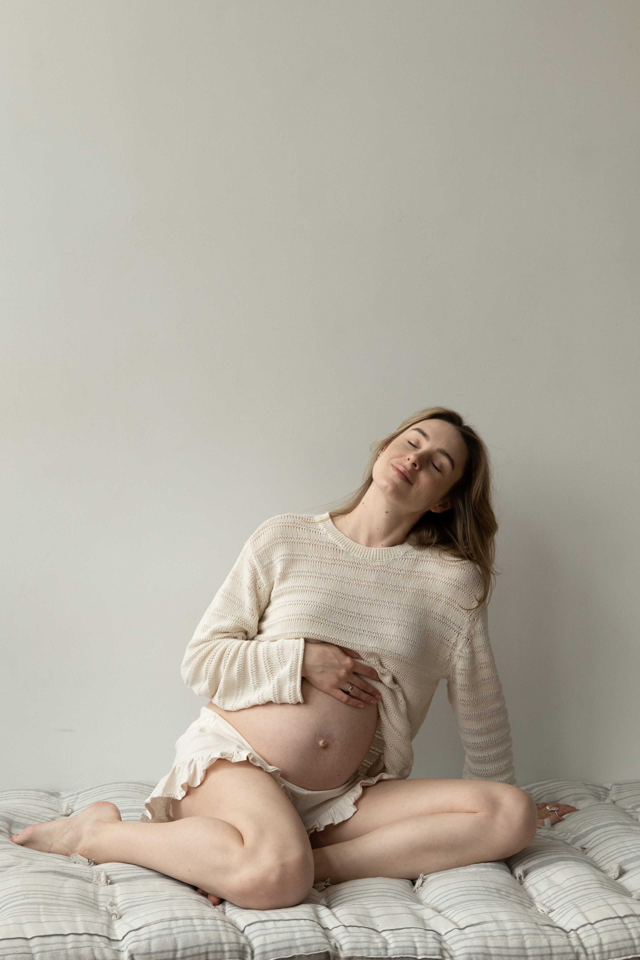 Студийная фотосессия «В ожидании». Фотограф видеограф Ольга Василевская